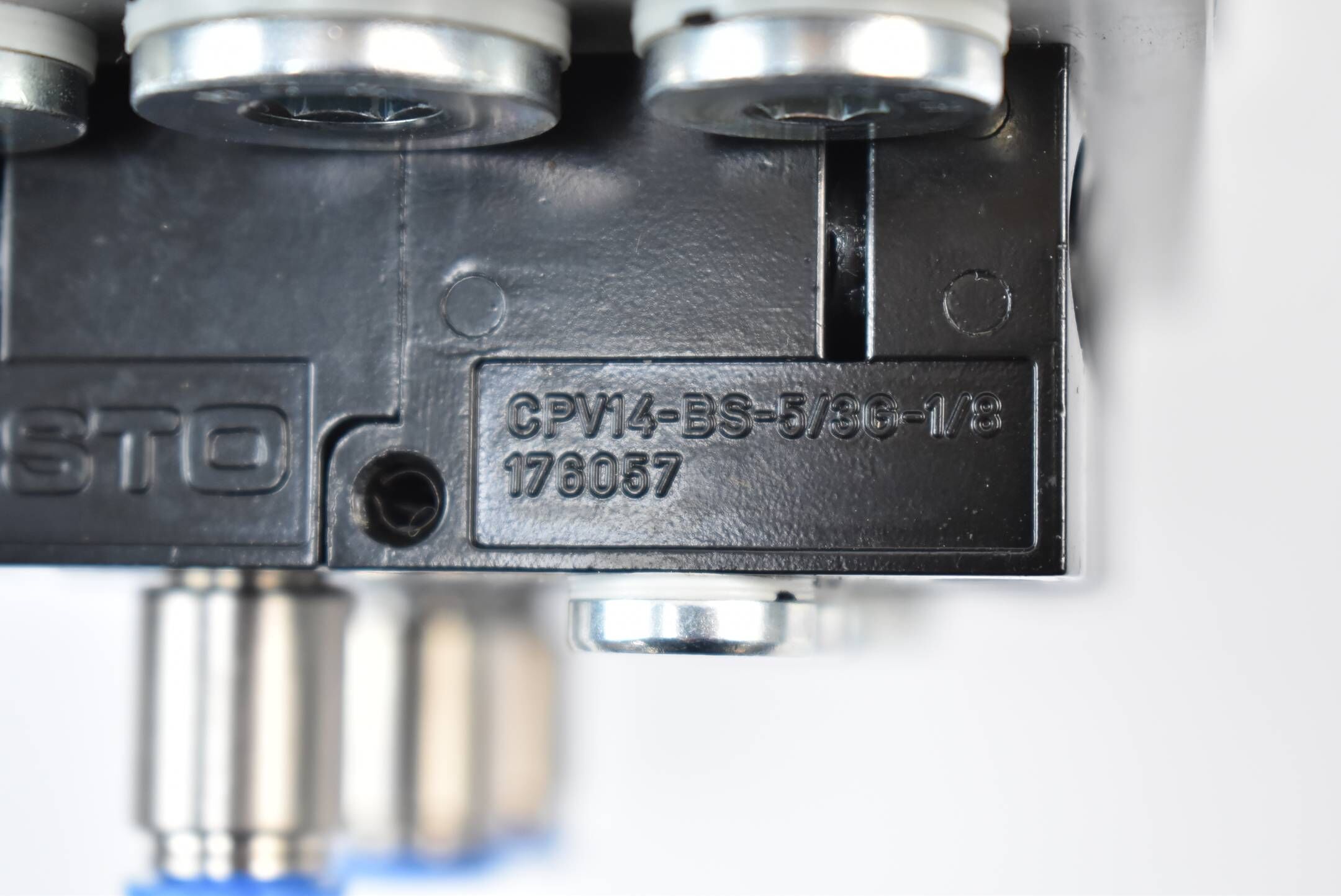 Festo Ventilinsel CPV14-VI-P8-1/8-B ( 152427 ) mit verschiedenen Magnetventilen