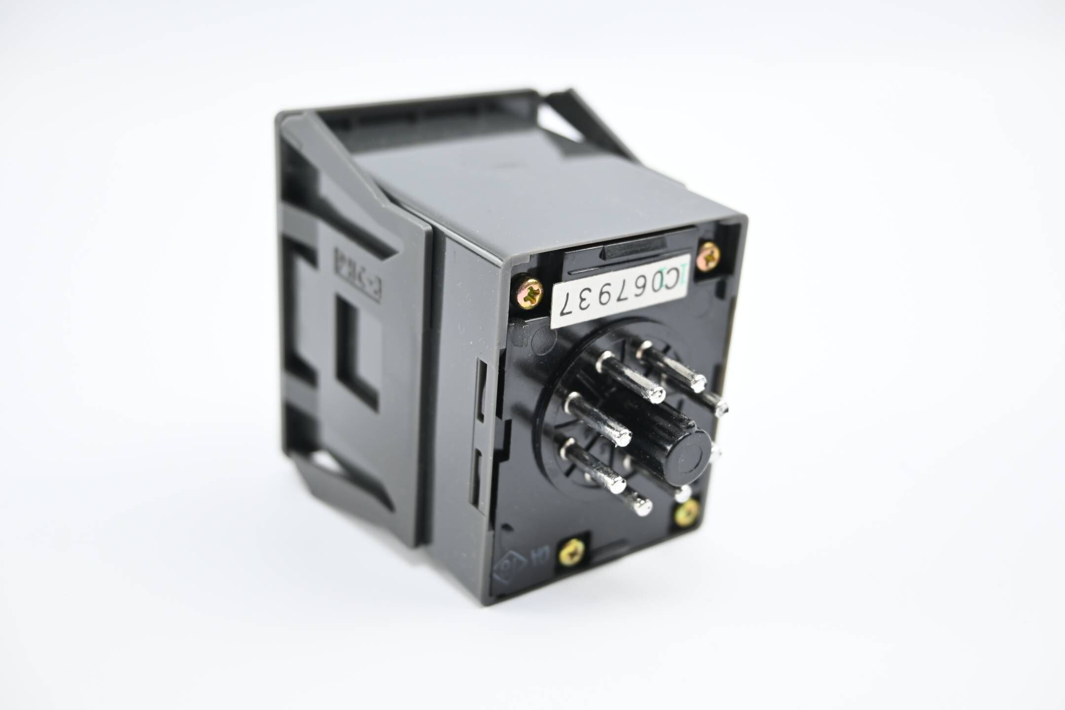 Omron Motor Driven Timer 3.5h 220 VAC ( H2A-7H )