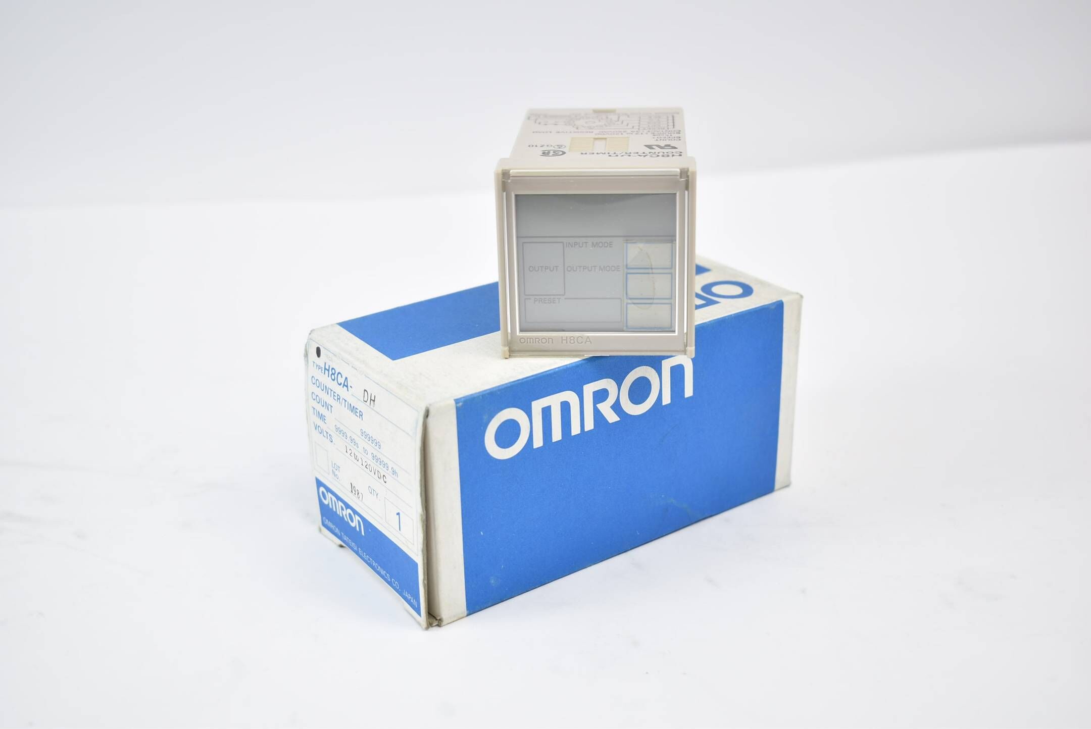 Omron Counter/Timer H8CA-DH Count 999999 Time 9999.99s - 99999.9h 12 - 120 VDC