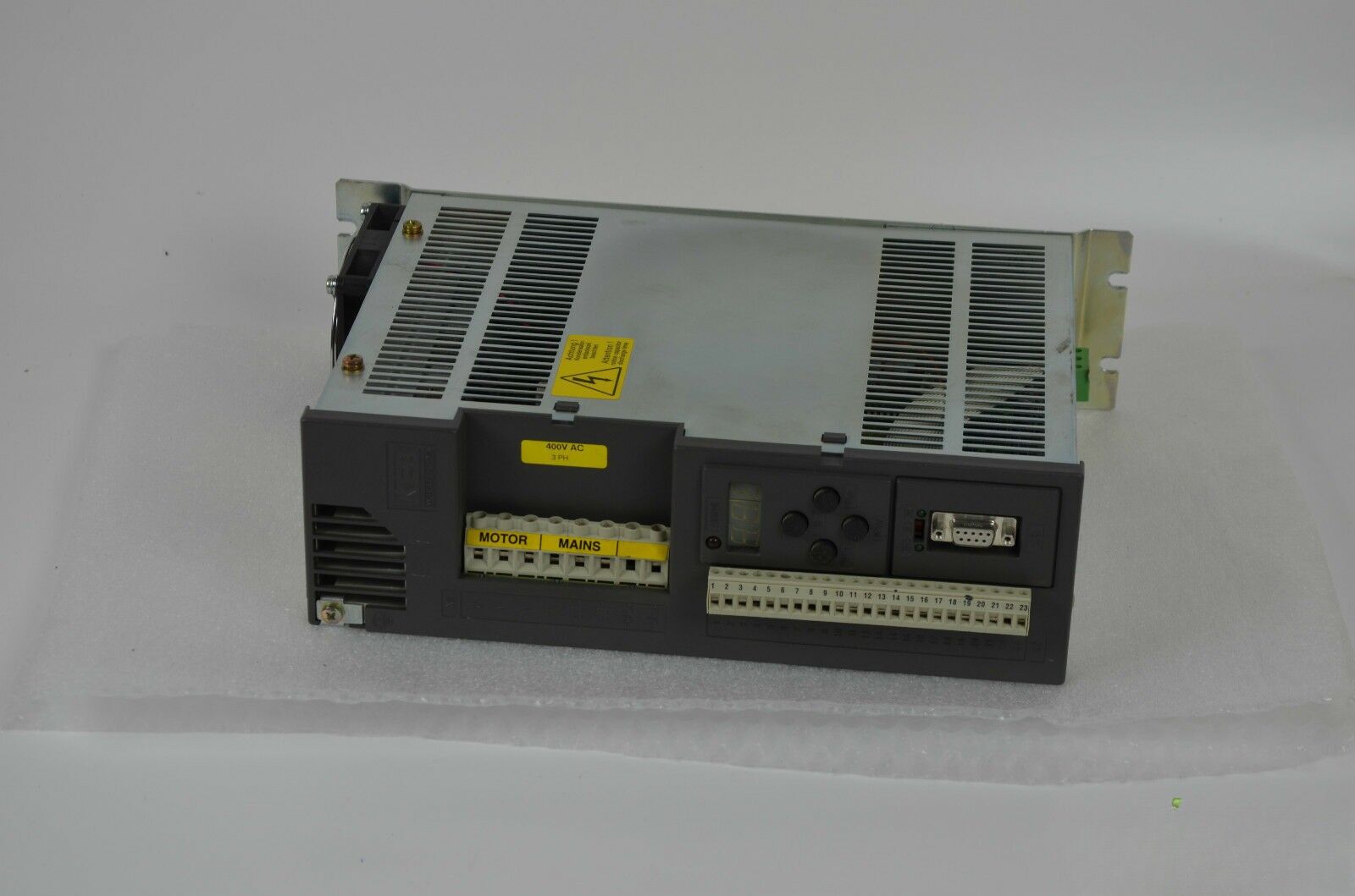 KEB Frequenzumrichter 11.F0.R11-3429 5,2 kVA