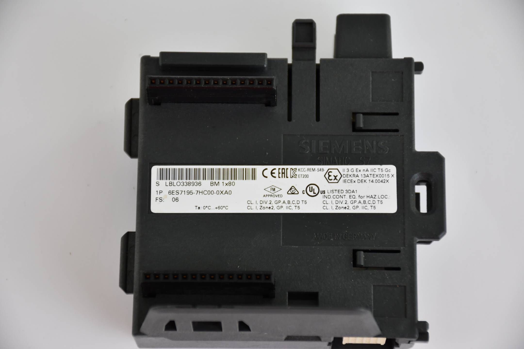 Siemens simatic S7 6ES7 195-7HD10-0XA0 ( 6ES7195-7HD10-0XA0 )