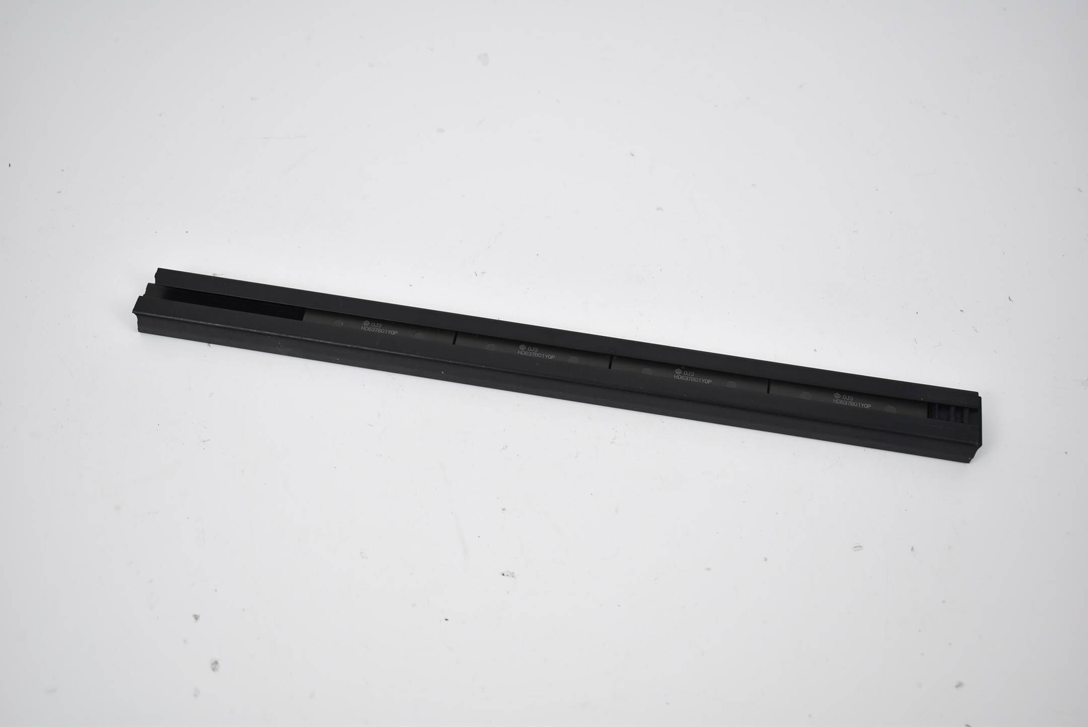 Hitachi Microcontroller 5 Stück HD637B01Y0P