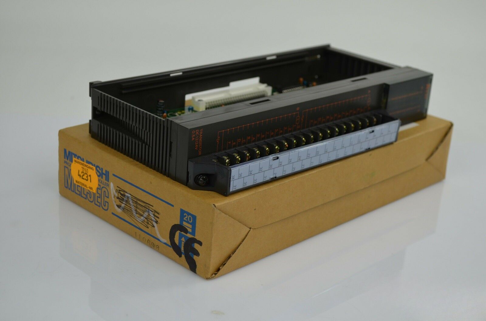 Mitsubishi programmable controller Melsec AY51 ( 13K325 )