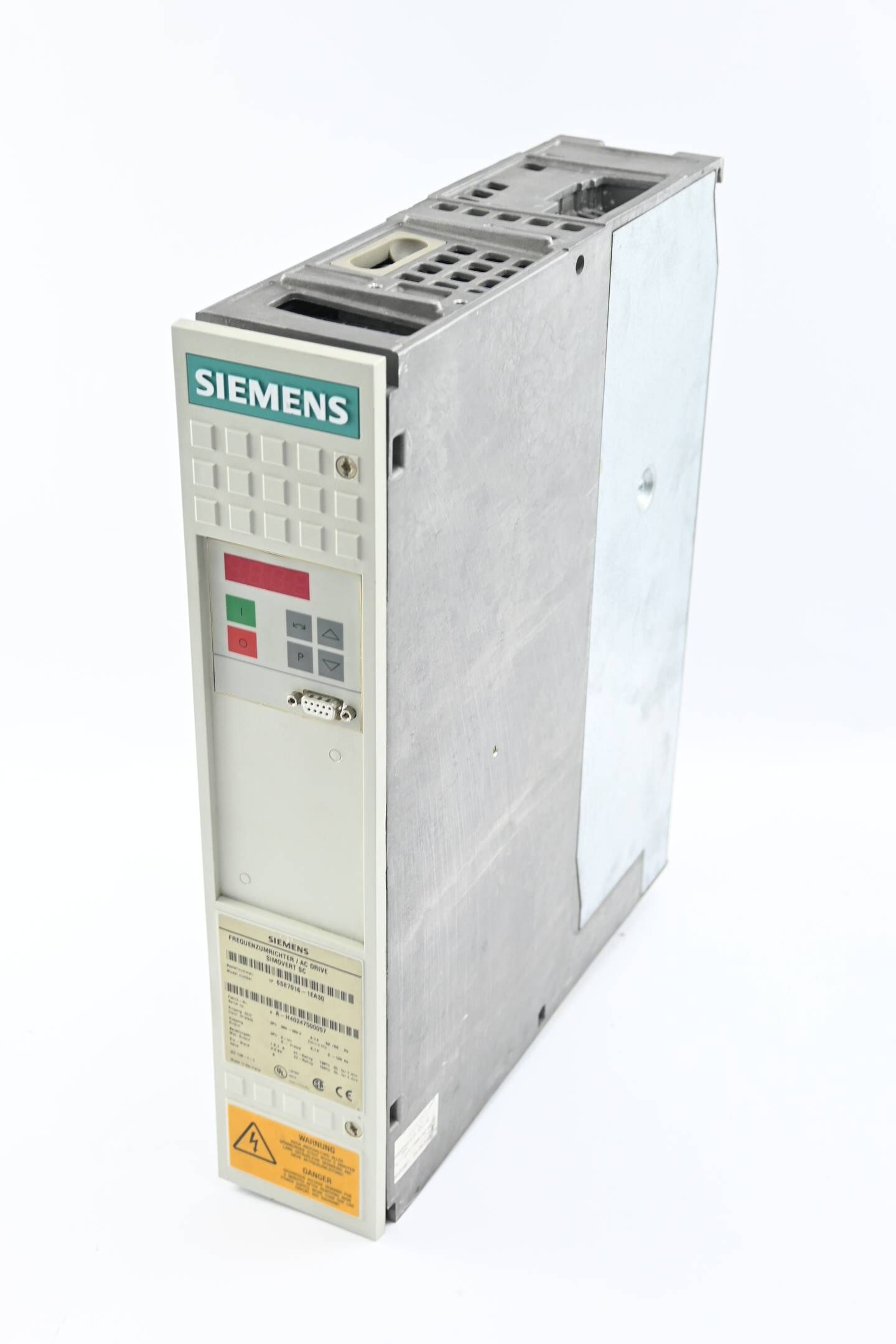 Siemens Simovert SC Frequenzumrichter 6SE7016-1EA30 inkl. Steuerkarte CU3 Ver. B