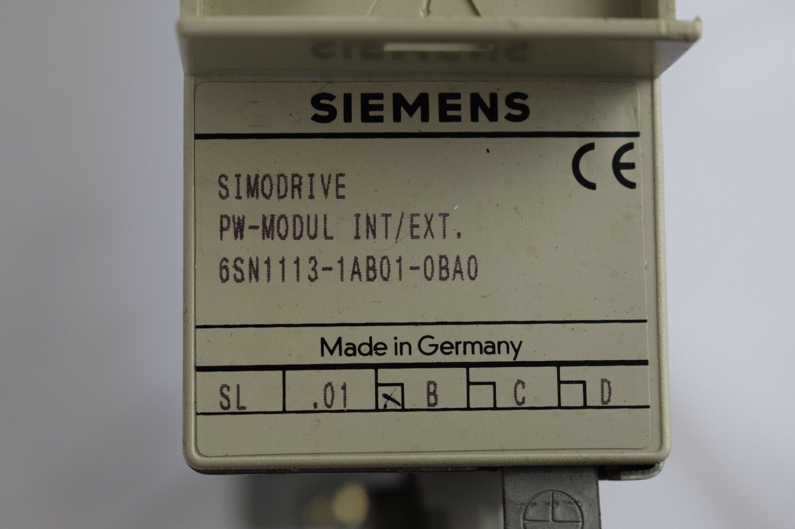Siemens SIMODRIVE 6SN1113-1AB01-0BA0 ( 6SN1 113-1AB01-0BA0 ) 
