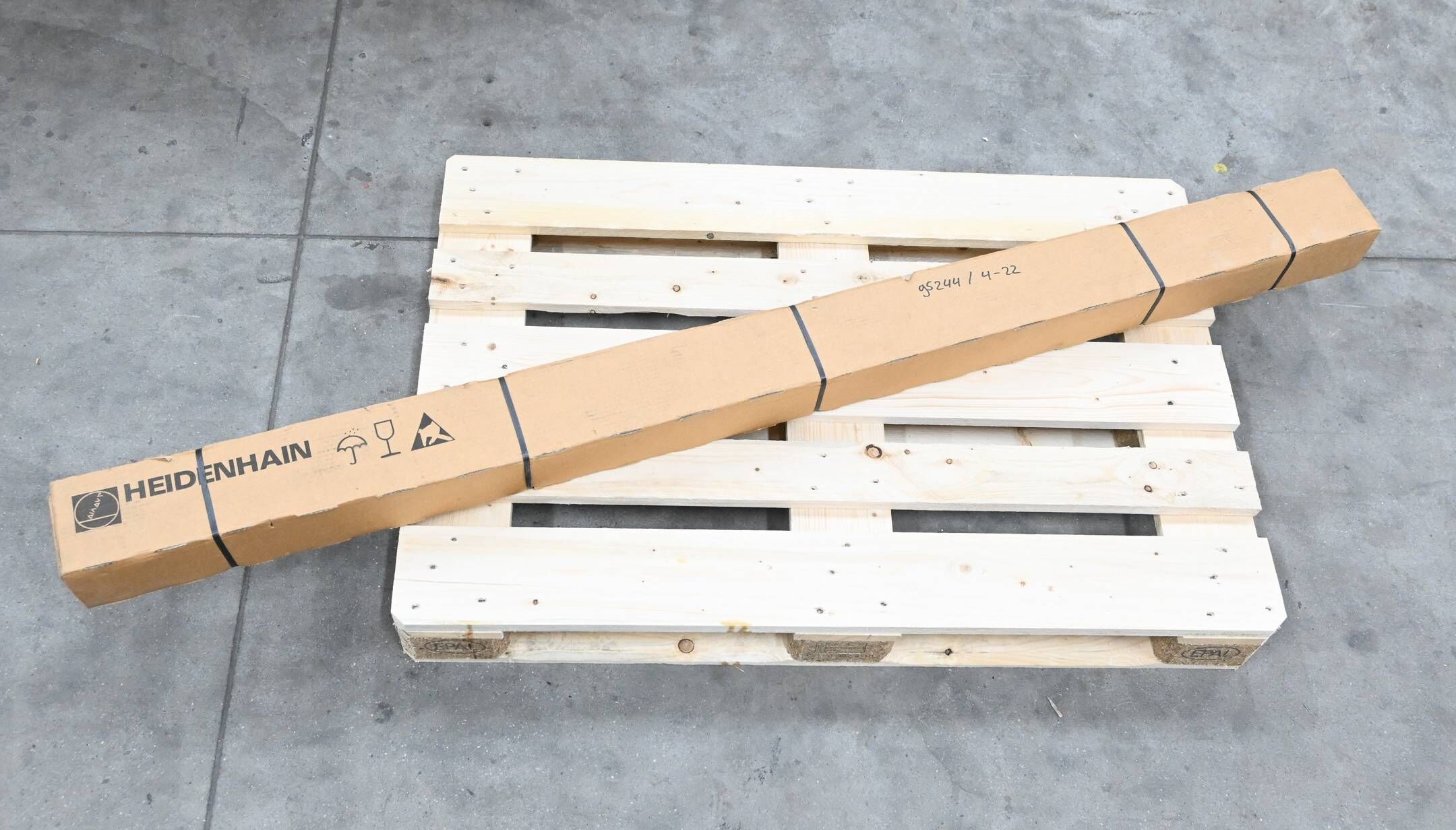 Heidenhain Absolutes gekapseltes Längenmessgerät LC 183 ( 557679-57 ) Ver. M5