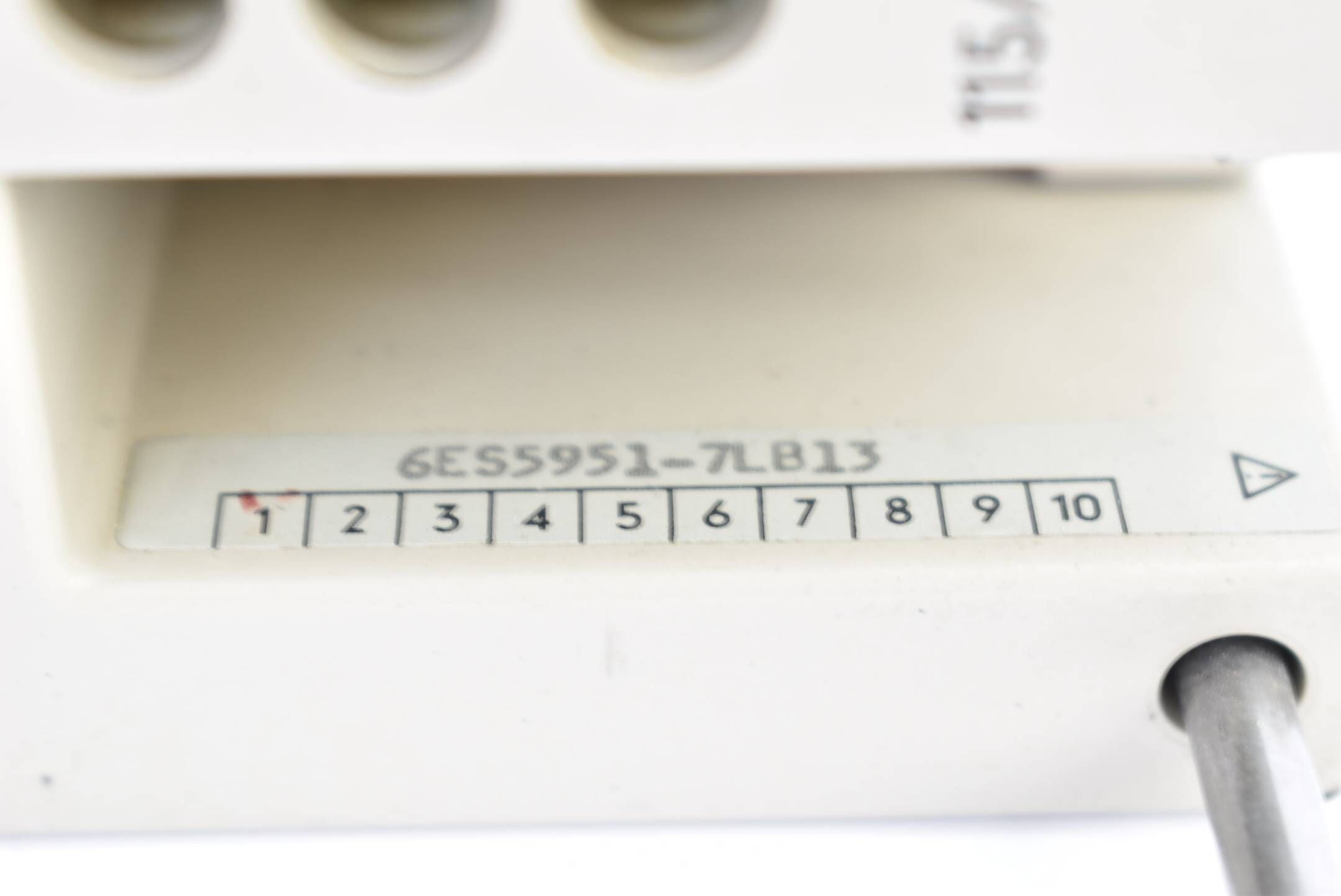 Siemens Simatic S5 Stromversorgung 6ES5951-7LB13 ( 6ES5 951-7LB13 )