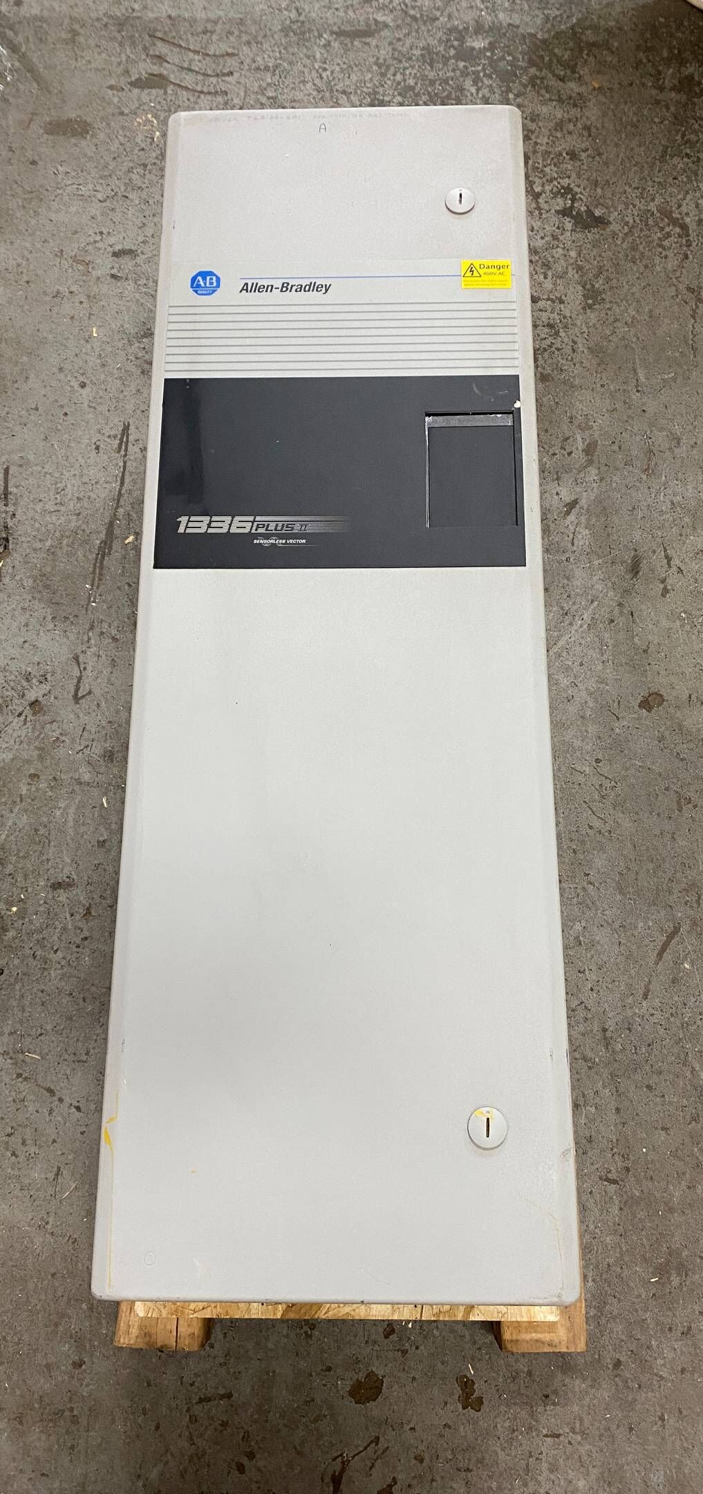 Allen Bradley 1336 Plus II CAT 1336F-B060-AE-EN ( CAT1336F-B060-AE-EN )