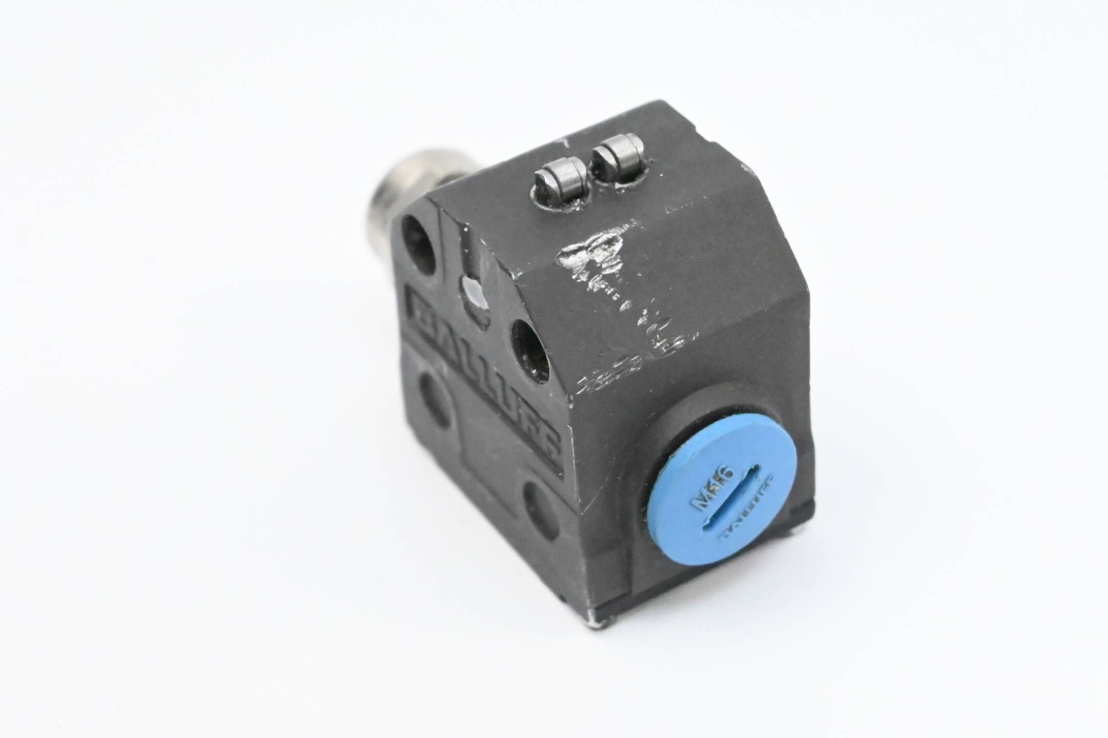 Balluff Reihenpositionsschalter BNS 819-B02-R08-40-11 ( BNS01R5 )