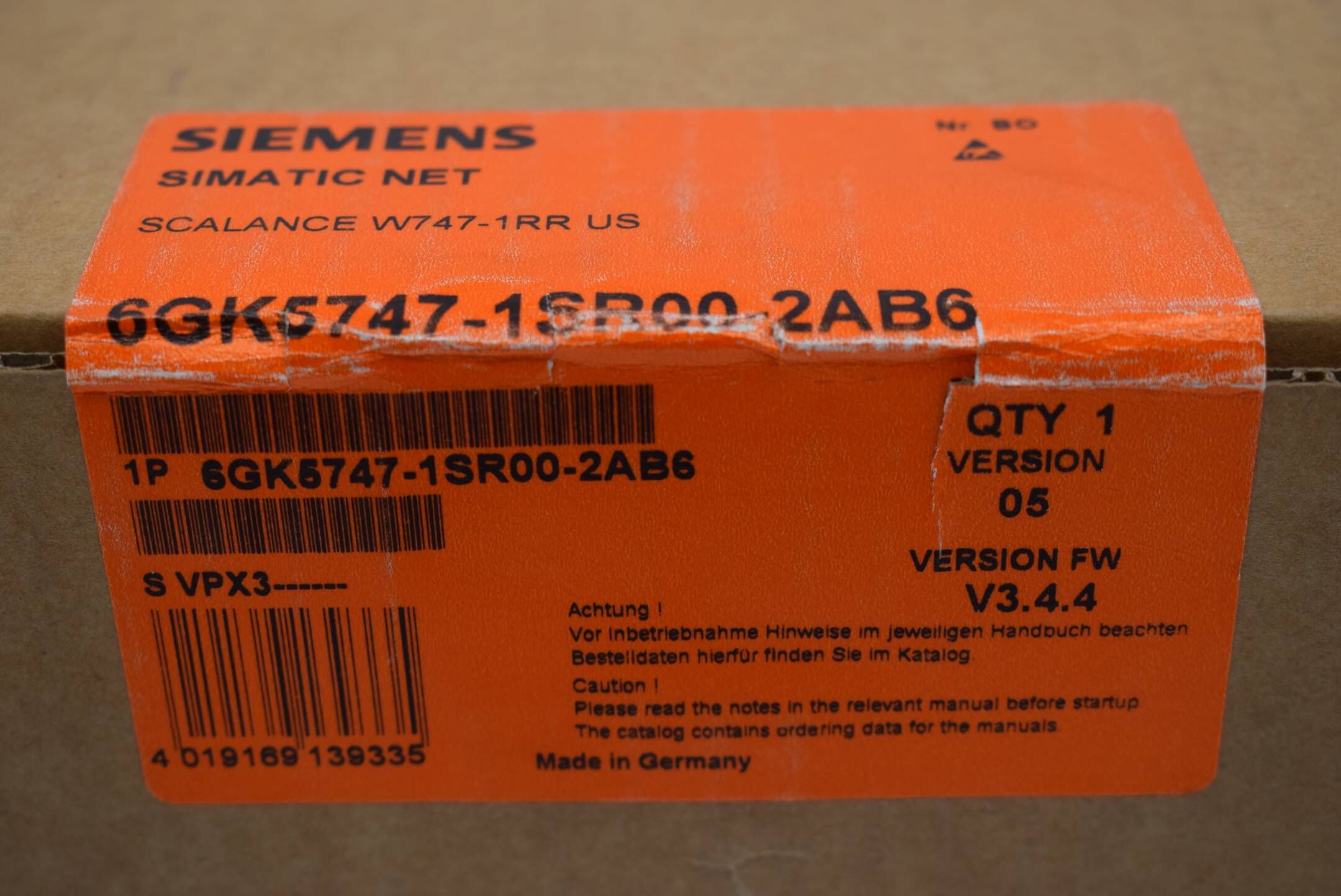 Siemens simatic Net scalance 6GK5747-1SR00-2AB6 ( 6GK5 747-1SR00-2AB6 ) V. 05