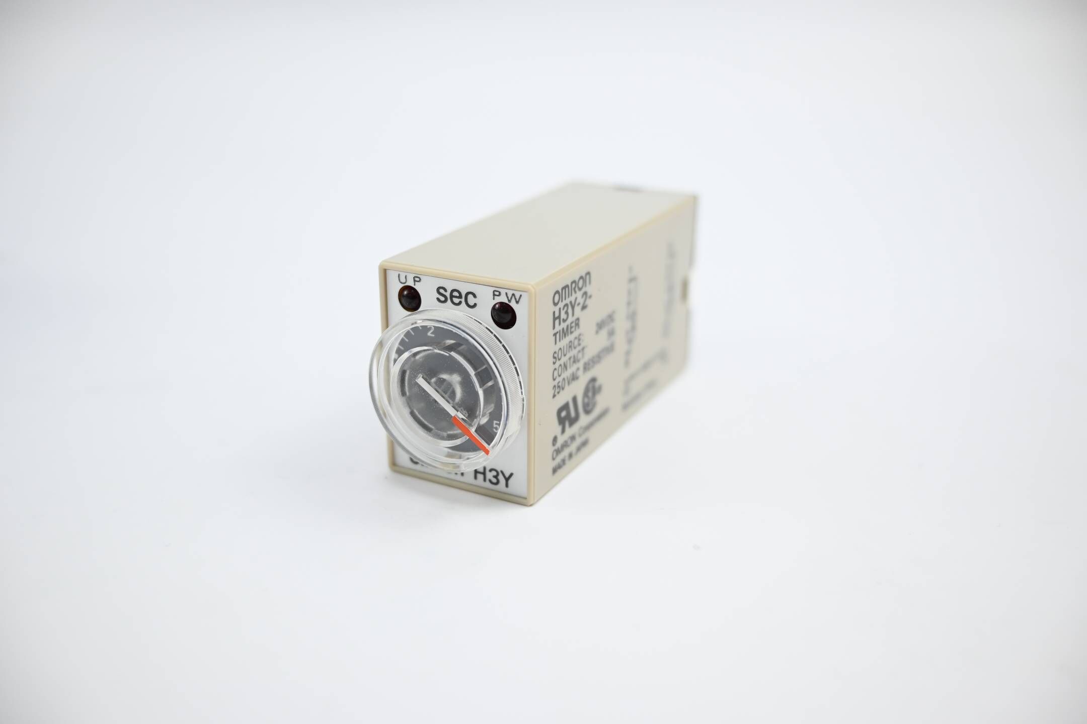 Omron Timer 5s 24 VDC ( H3Y-2 )