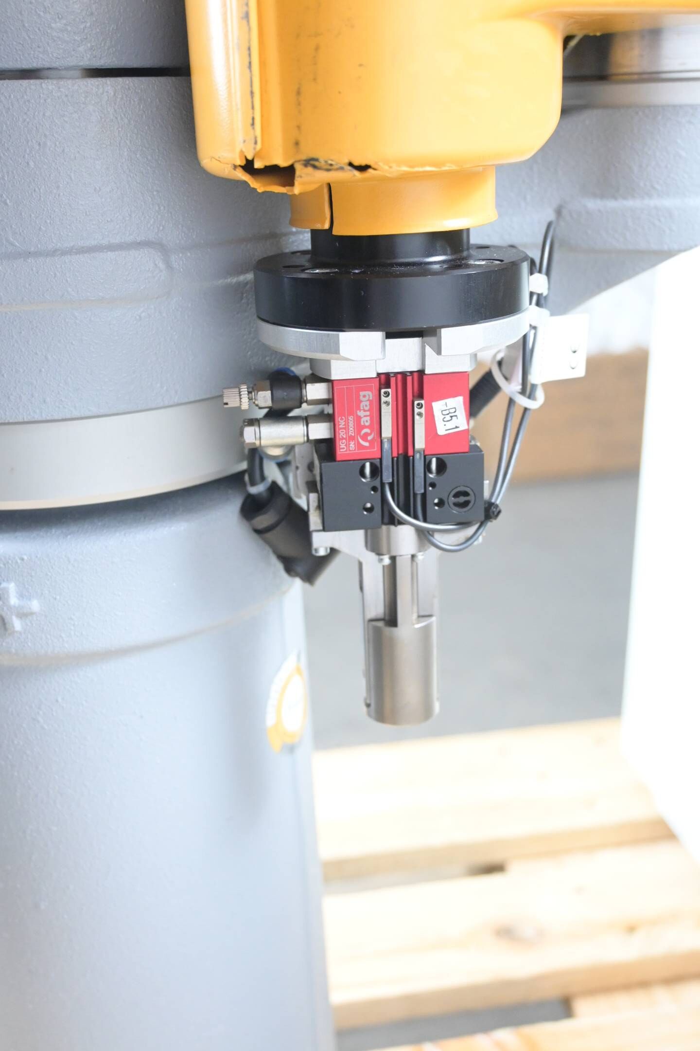 Stäubli Roboter TS40 F15/50WYB1/A/01 + Stäubli CS8C-TS40 + Epson Bedienpanel TP1