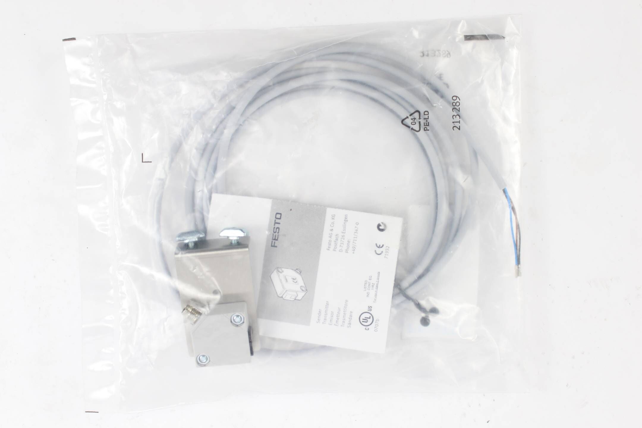 Festo Sender SOEG-S-Q30-S-L ( 165353 ) inkl. SIM-M8-3GD-2,5-PU ( 159420 )