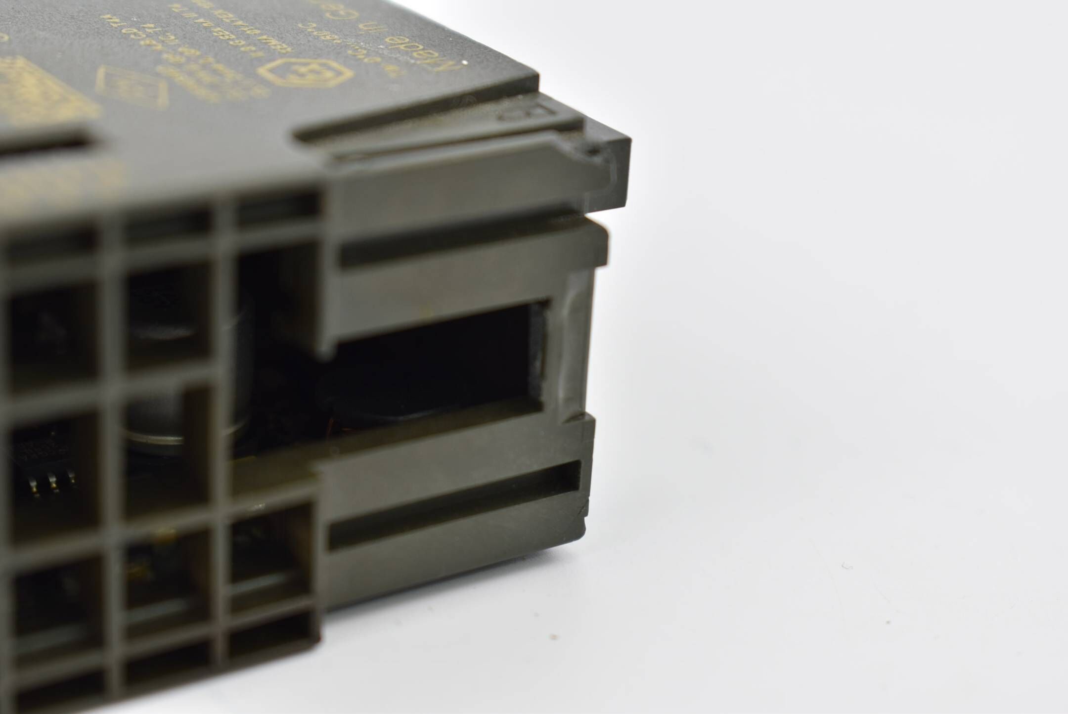 Siemens simatic S7 ET200S 24BDC 6ES7138-4FA02-0AB0 ( 6ES7 138-4FA02-0AB0 )