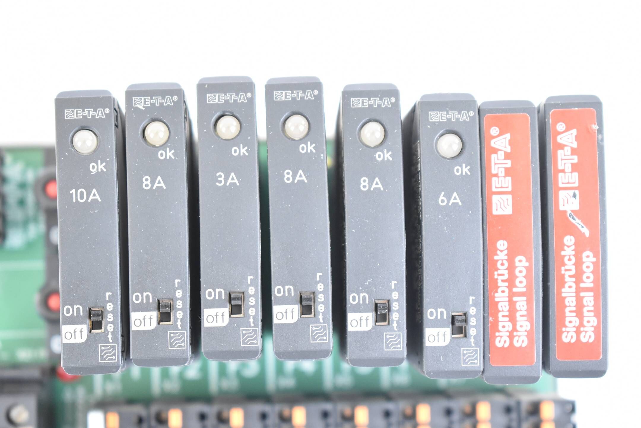 E-T-A ETA Stromverteilungssystem konfiguriert SVS02-08 inkl. ESX10, SB-S11