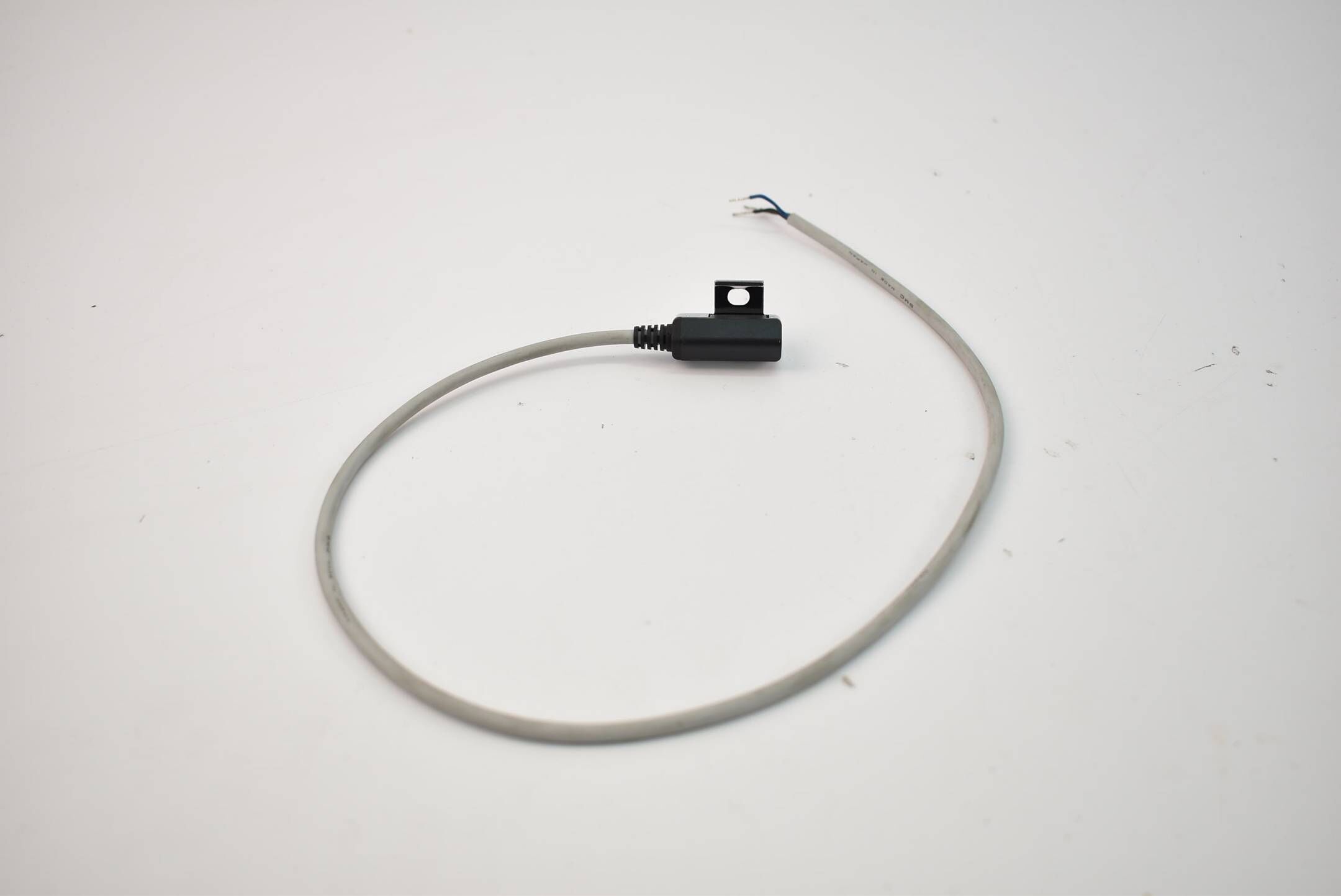 SMC Magnetischer Halbleiter Schalter Näherungssensor 52cm D-F5P