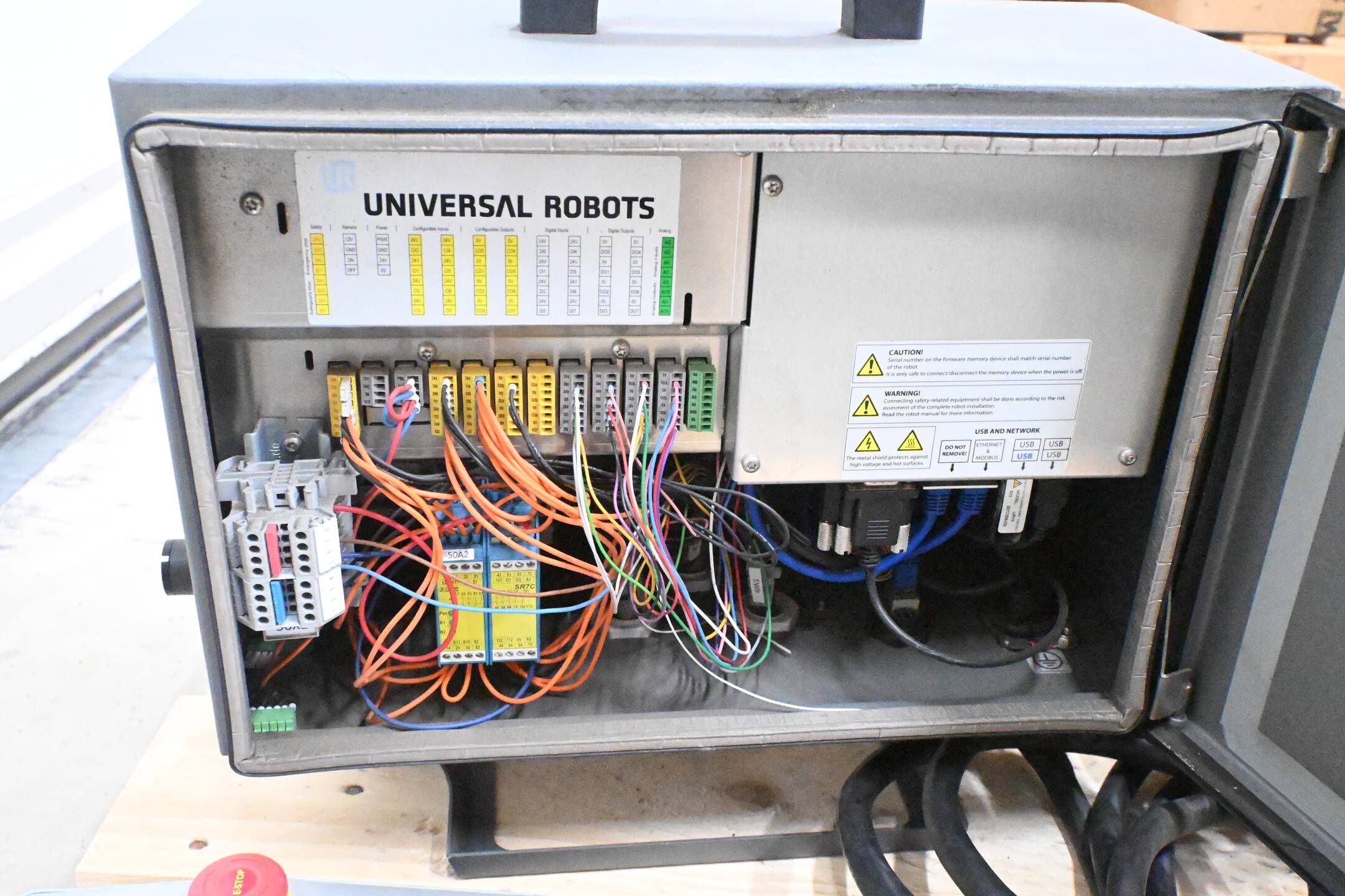 Universal Robots Industrieroboter UR10 inkl. Steuerung UR10 ( CB31UR10 ) Panel