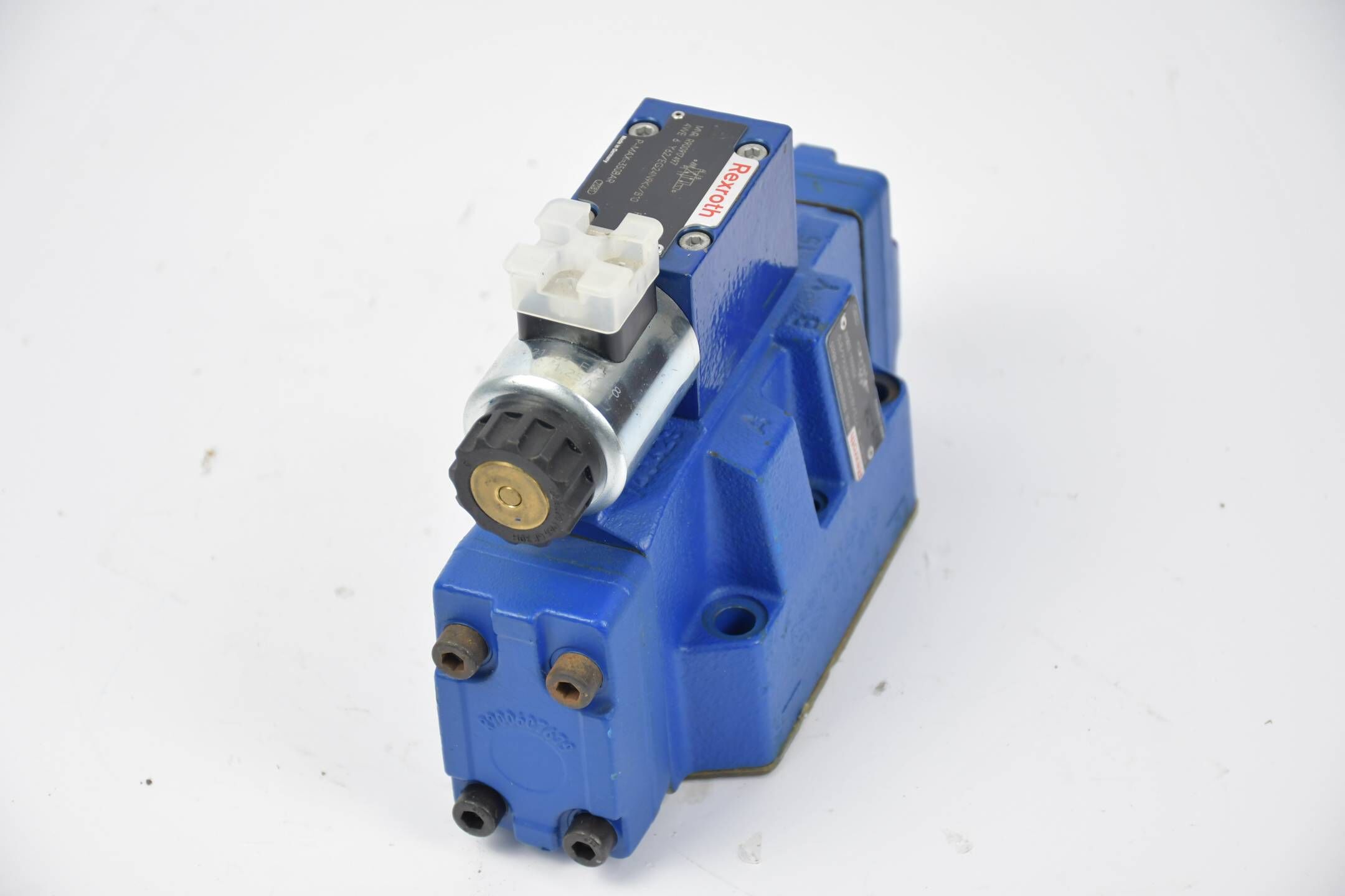 Rexroth 4WEH 16 Y72/6EG24N9ETK4/B10 ( R900248848 ) Inkl. 4WE 6 Y62/EG24N9K4/B10