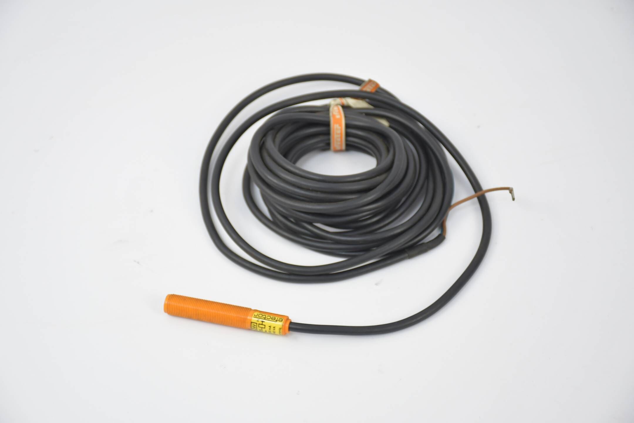 IFM efector Induktiver Näherungssensor IF-2002-BB0W