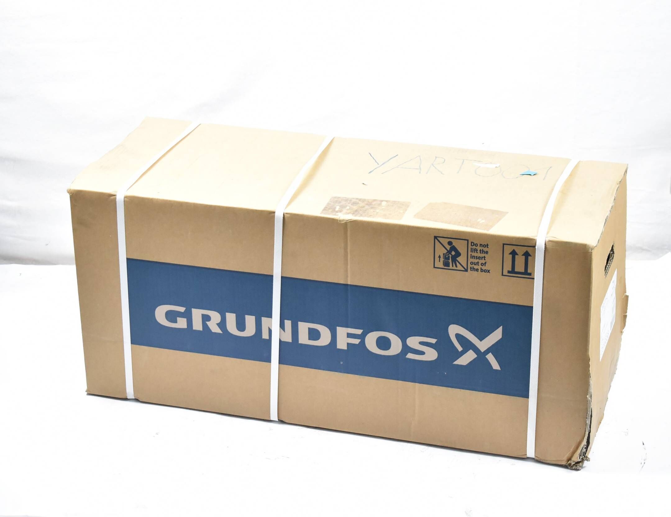 Grundfos Kreiselpumpe CME15-2 A-R-G-E-AQQE L-A-D-N ( 97516858 )