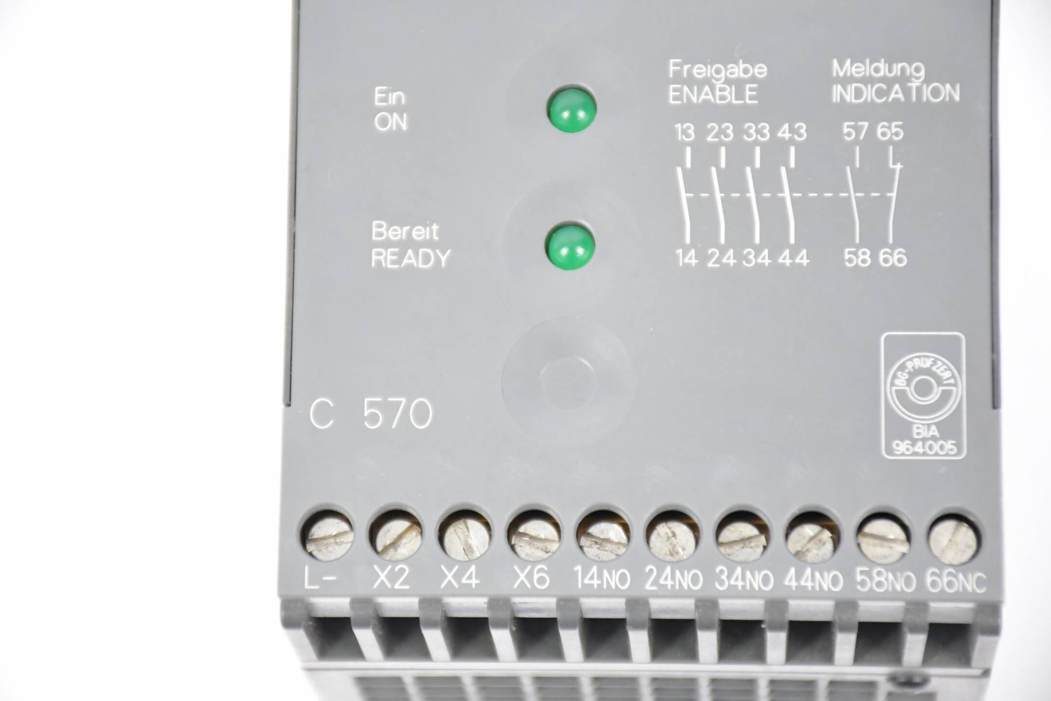 ABB Sicherheitsschaltgerät C 570 1SAR501042R0003