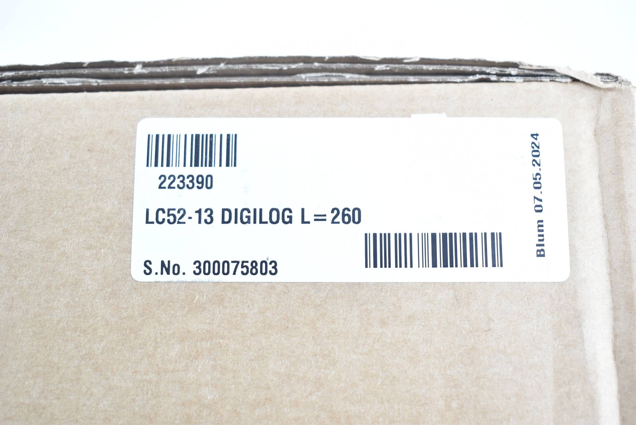 Blum  LC52 - 13 Digilog L = 260 ( 223390 ) 