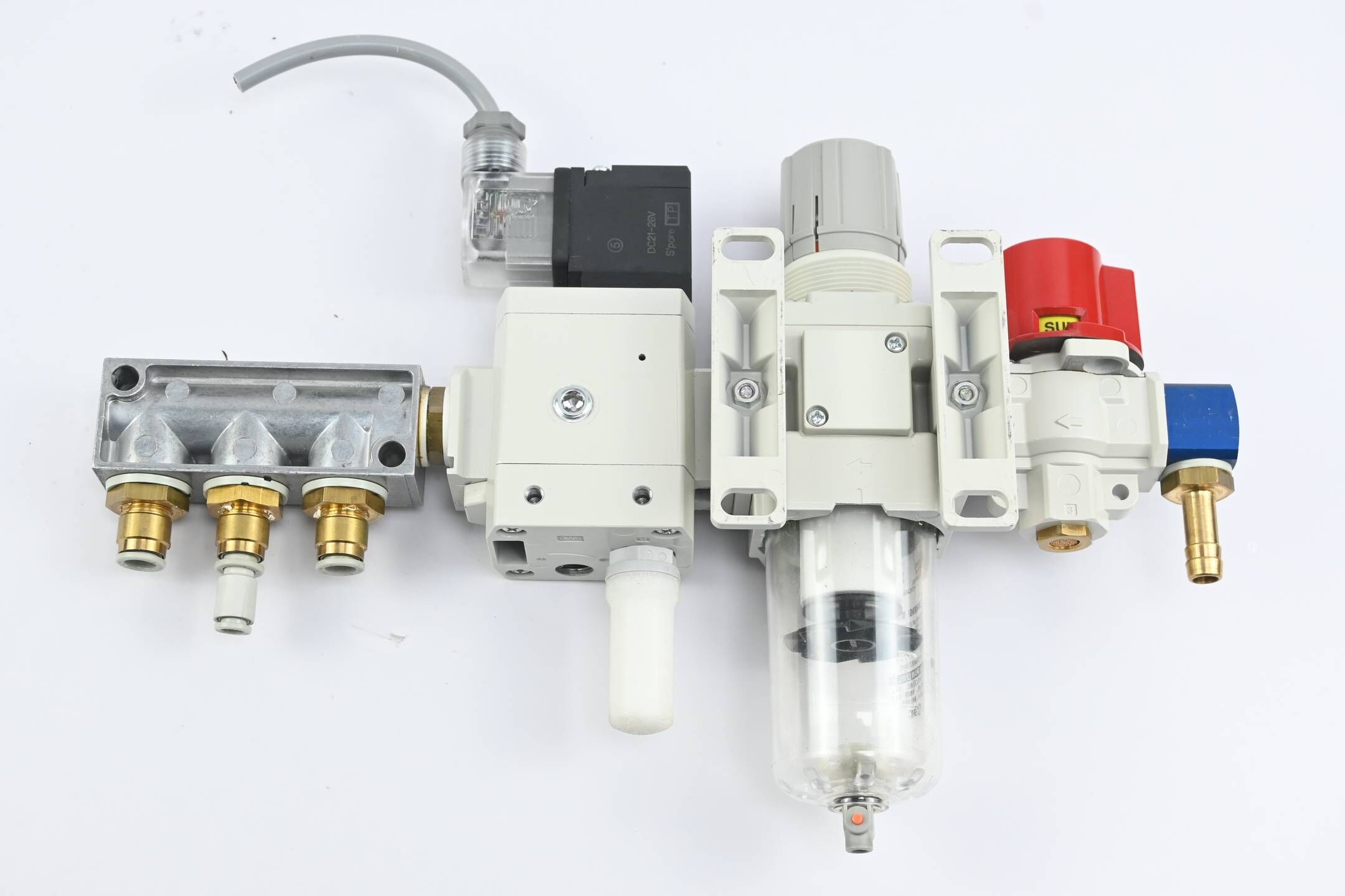 SMC Wartungseinheit AV3000-F03-5Y0-X260-Q + AC30-LMU002 + AW30K-F02-B 