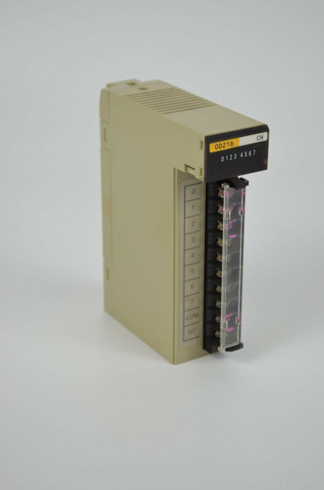 Omron Ausgangsmodul C200H-0D216