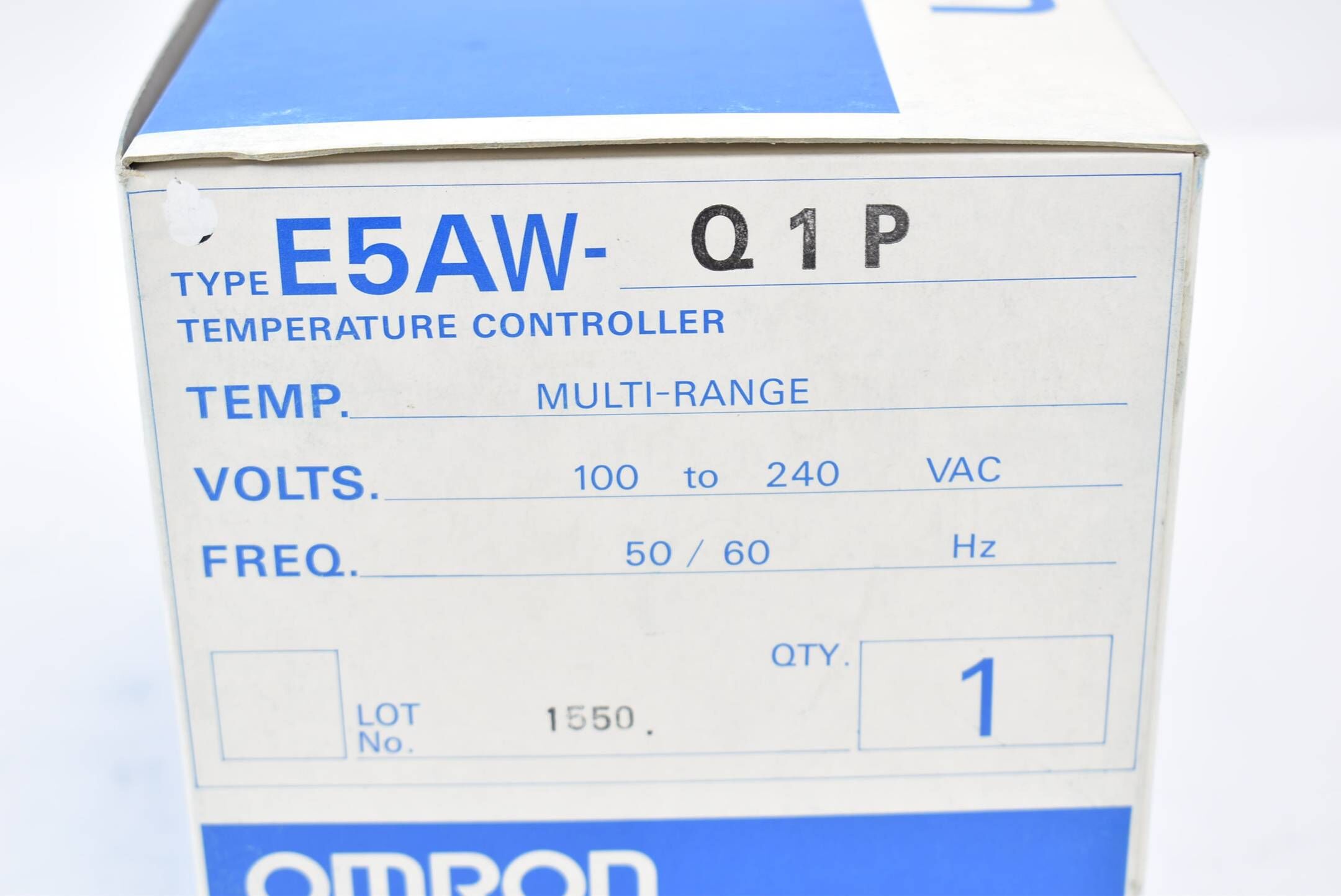 Omron Temperature Controller E5AW-Q1P Multi-Range 100-240 VAC