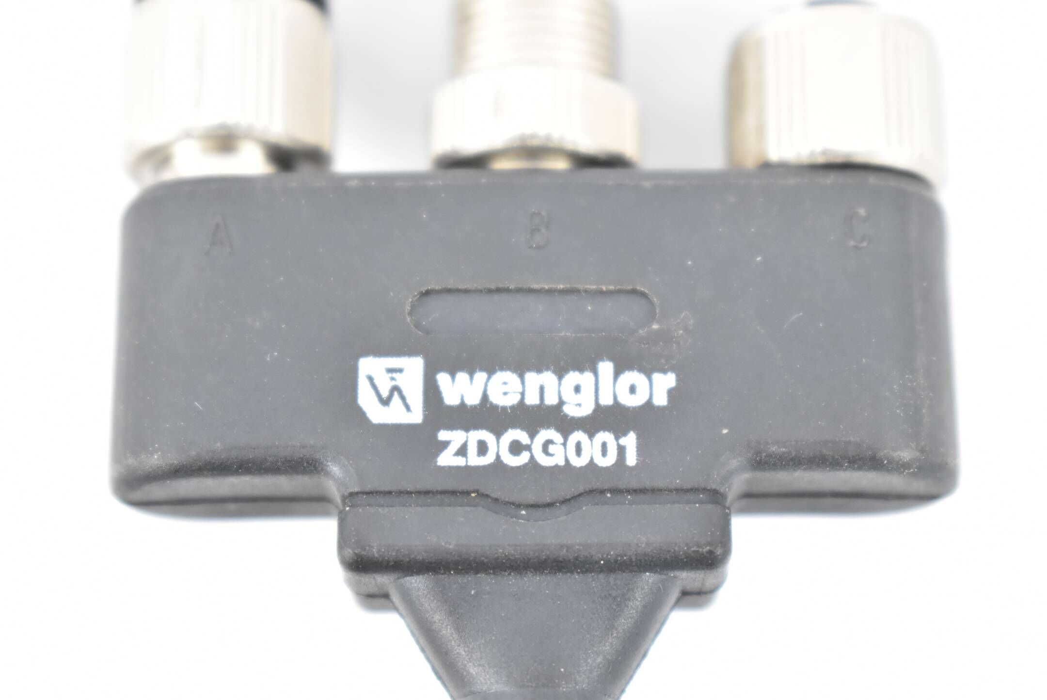 Wenglor Verbindungskabel M12x1 Y-Verteiler ZDCG001