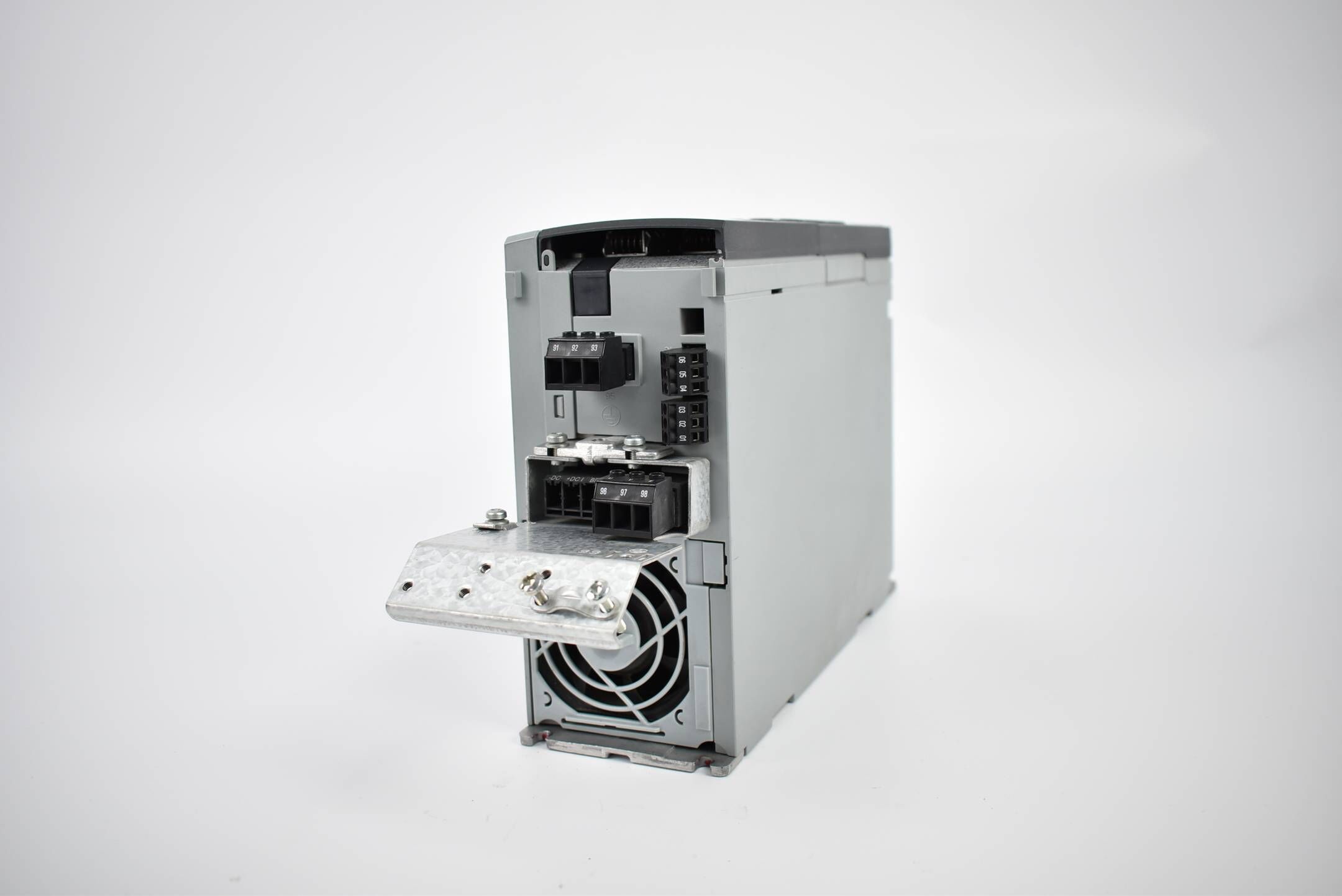 Danfoss VLT AutomationDrive  FC-302PK75T5E20H1XGXXXXSXXXXAXBXCXXXXDX / 131B0035