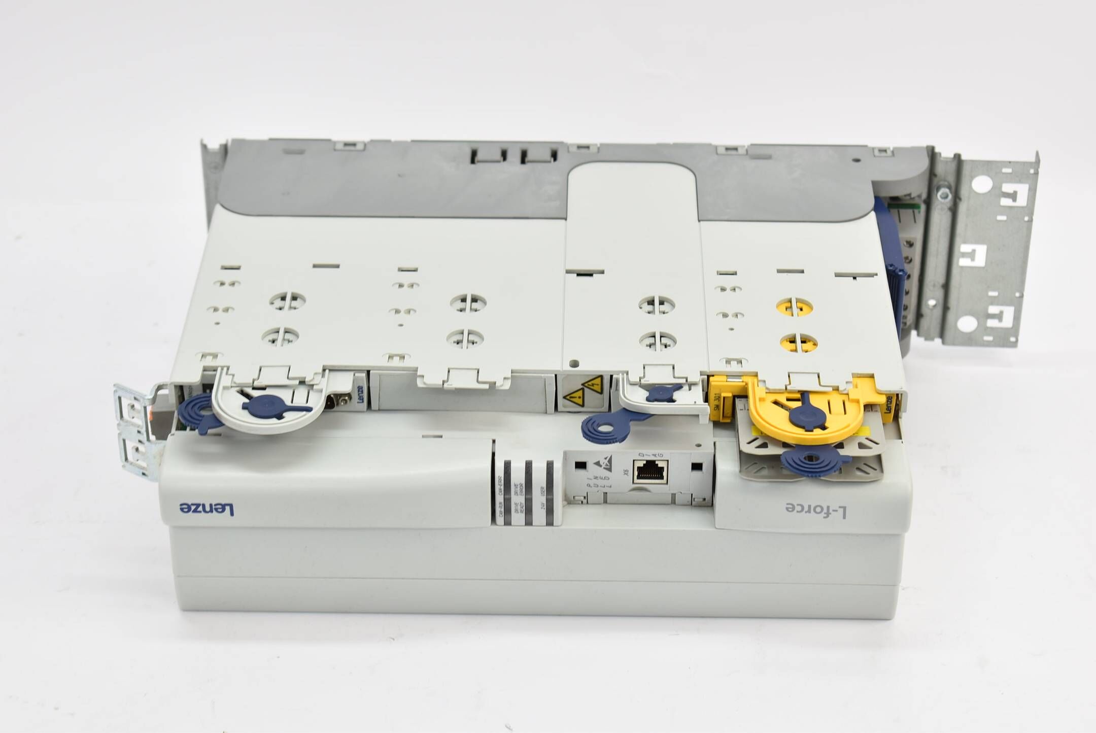 Lenze L-force Multi Drive State Line E94AMSE0134 inkl. Optionen