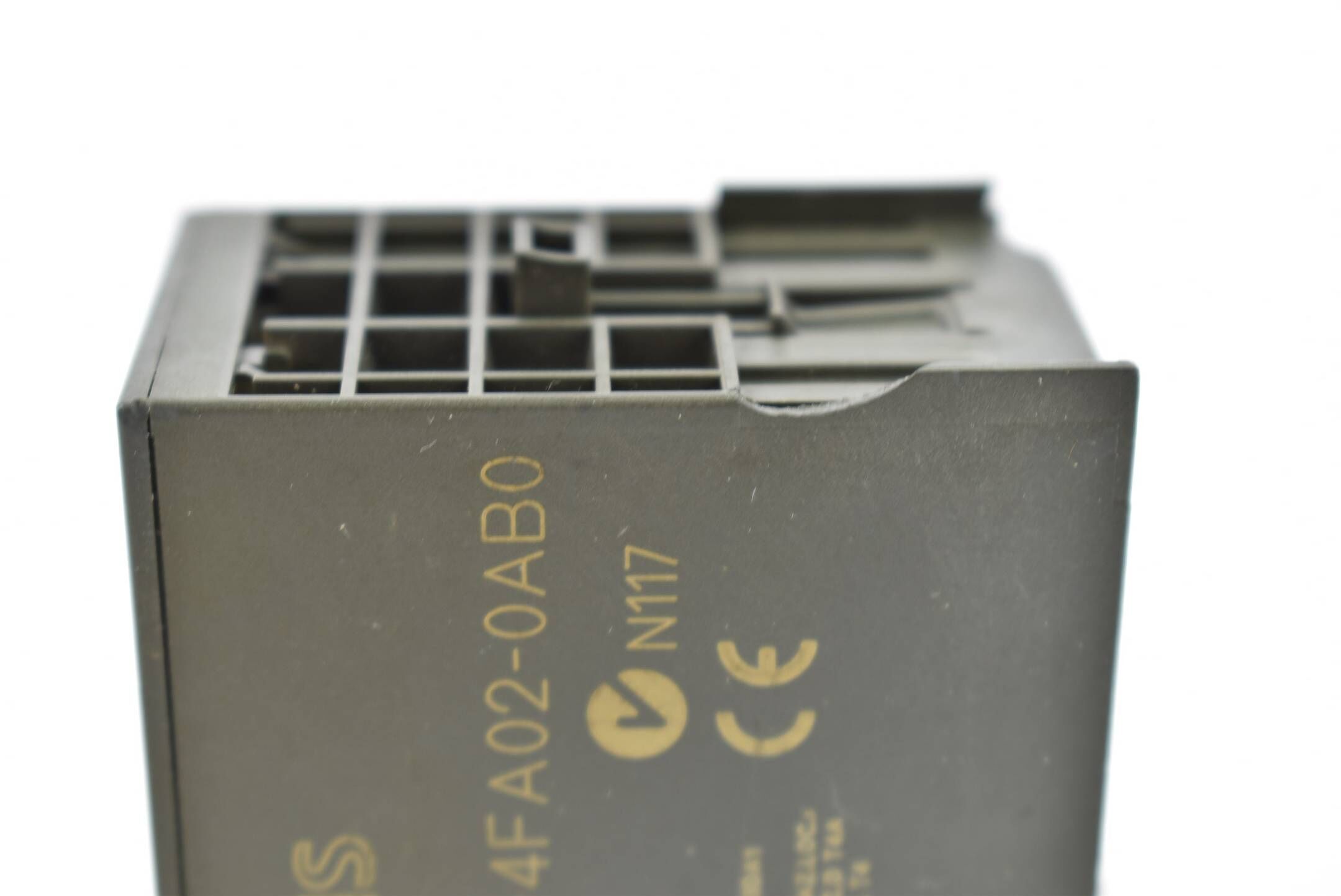 Siemens simatic S7 ET200S 24BDC 6ES7138-4FA02-0AB0 ( 6ES7 138-4FA02-0AB0 )