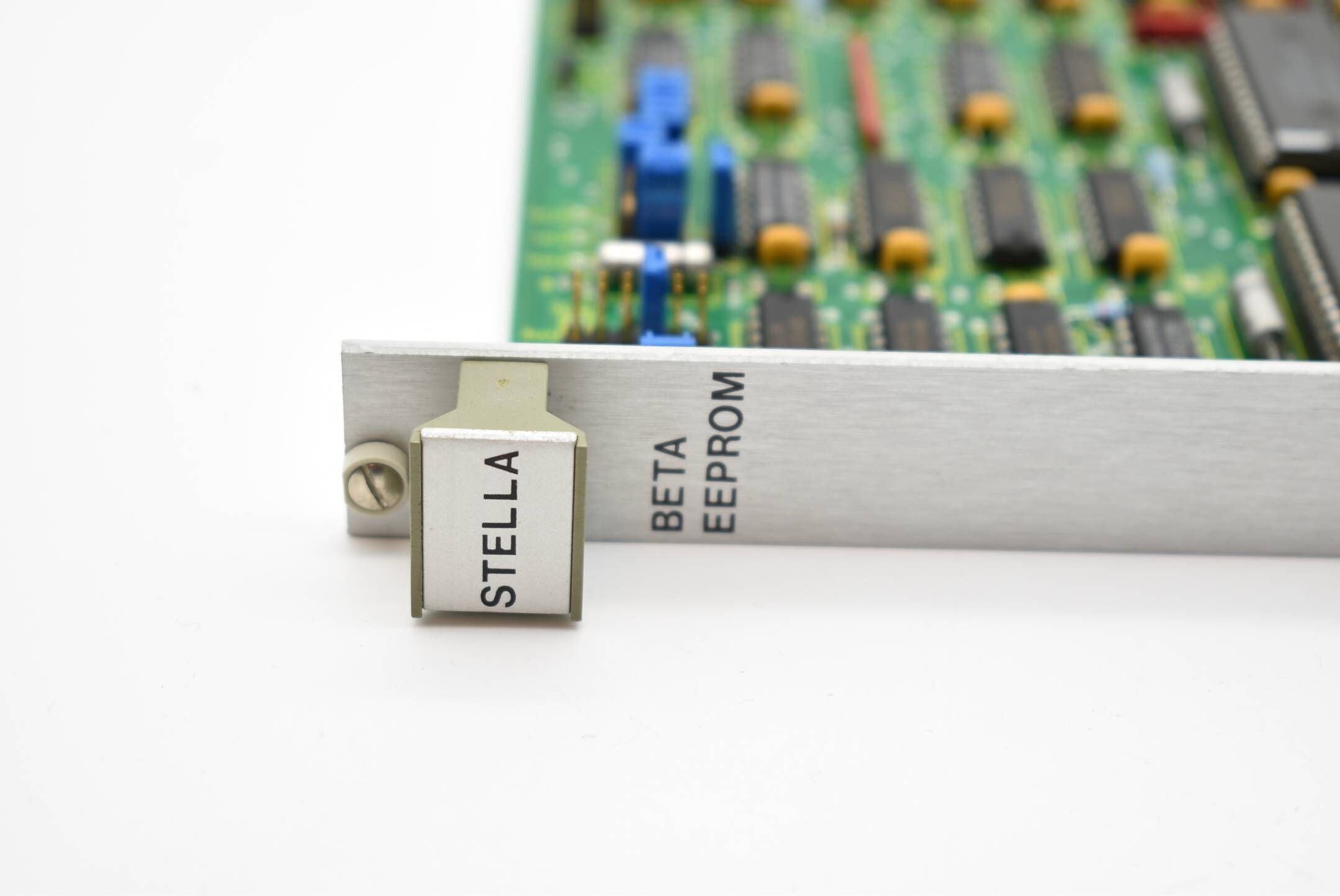 Sören T. Lyngso BETA EEPROM 600156130 V01