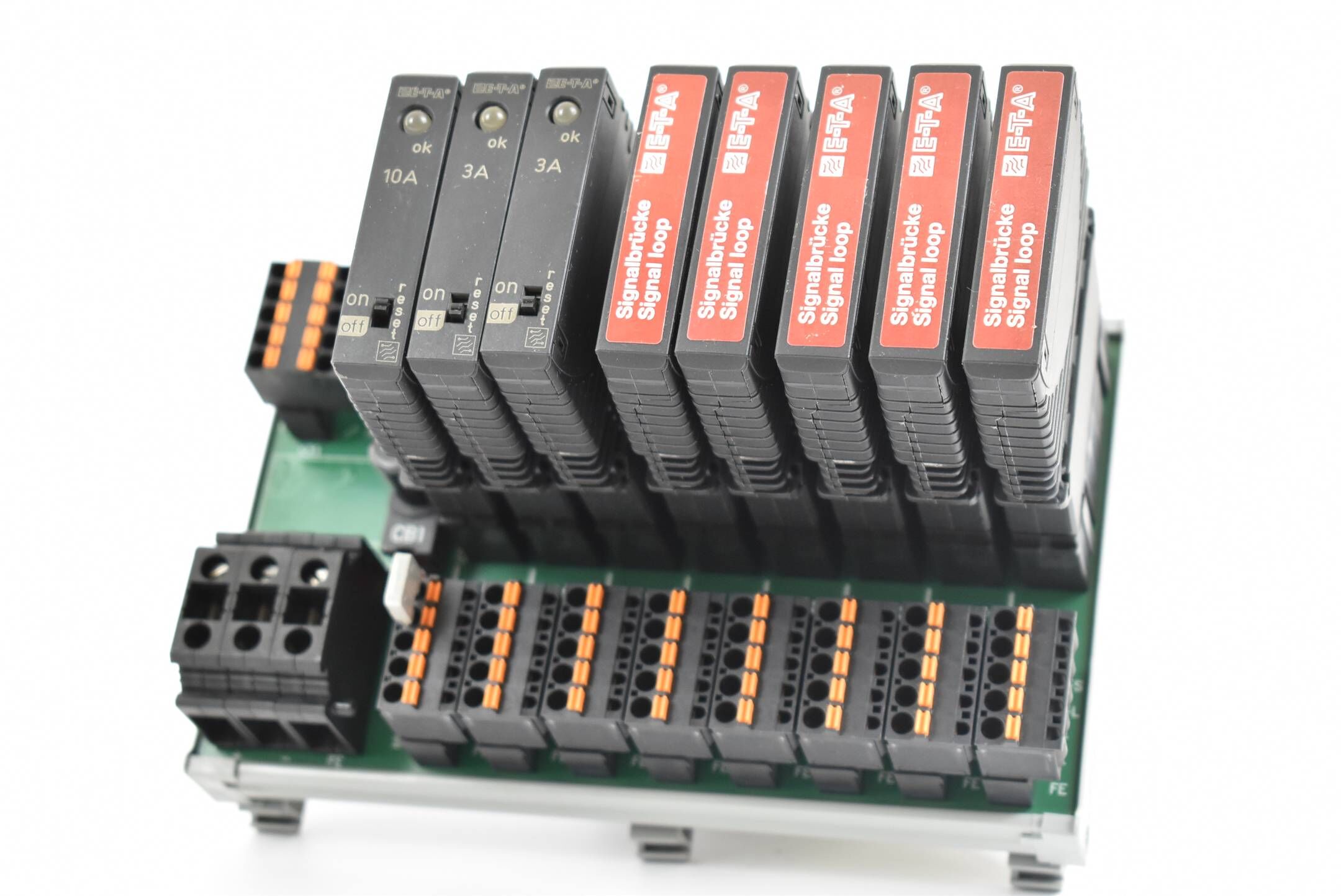 E-T-A ETA Stromverteilungssystem konfiguriert SVS02-08 inkl. ESX10, SB-S11