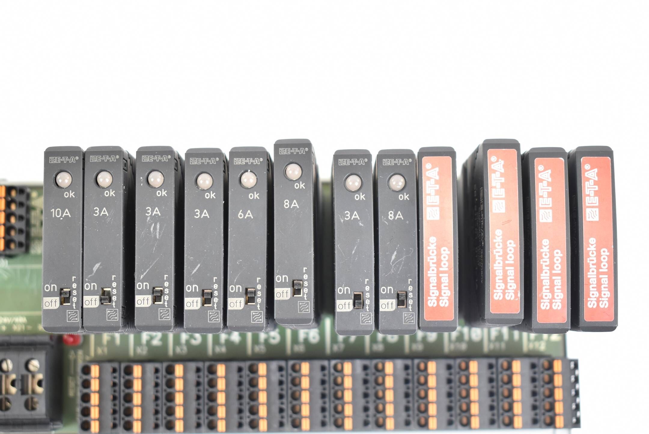 E-T-A ETA Stromverteilungssystem konfiguriert SVS02-12 inkl. ESX10, SB-S11