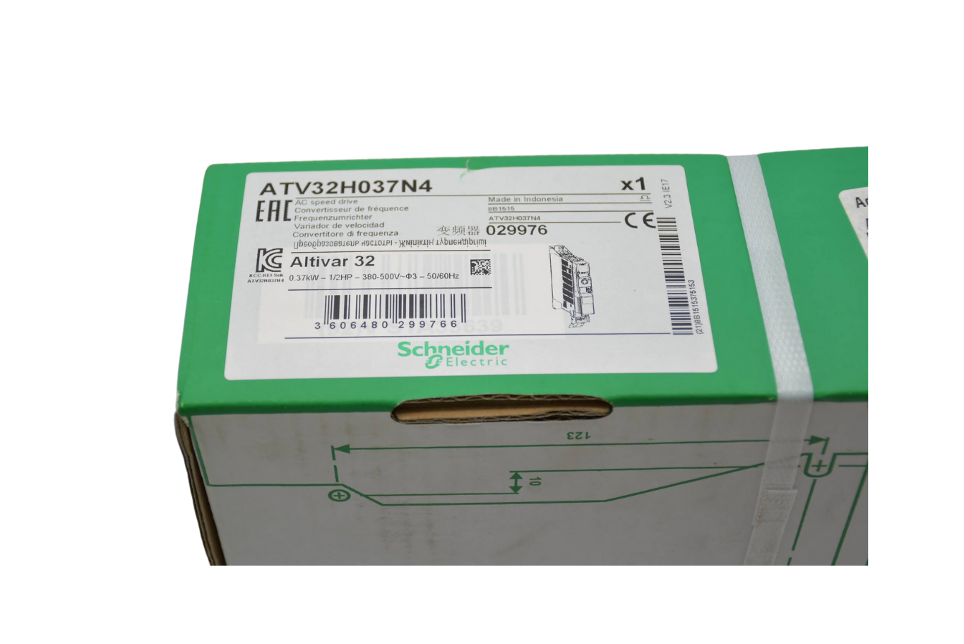 Schneider Electric Alvitar 32 AC Frequenzumrichter ATV32H037N4