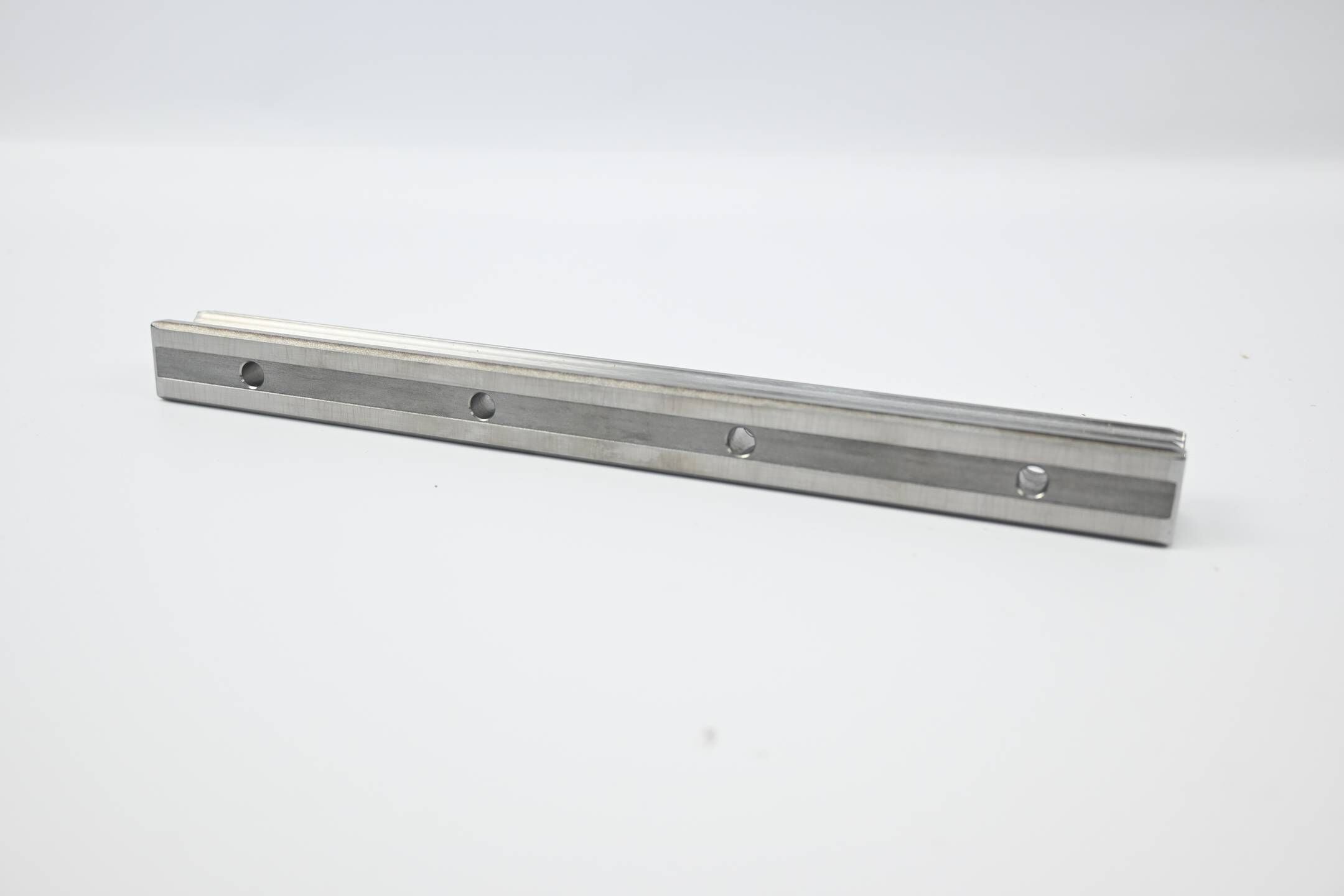 Rexroth Kugelführungsschiene R160580231 ( 236 mm ) KSA-020-SNS-P-MA-AK