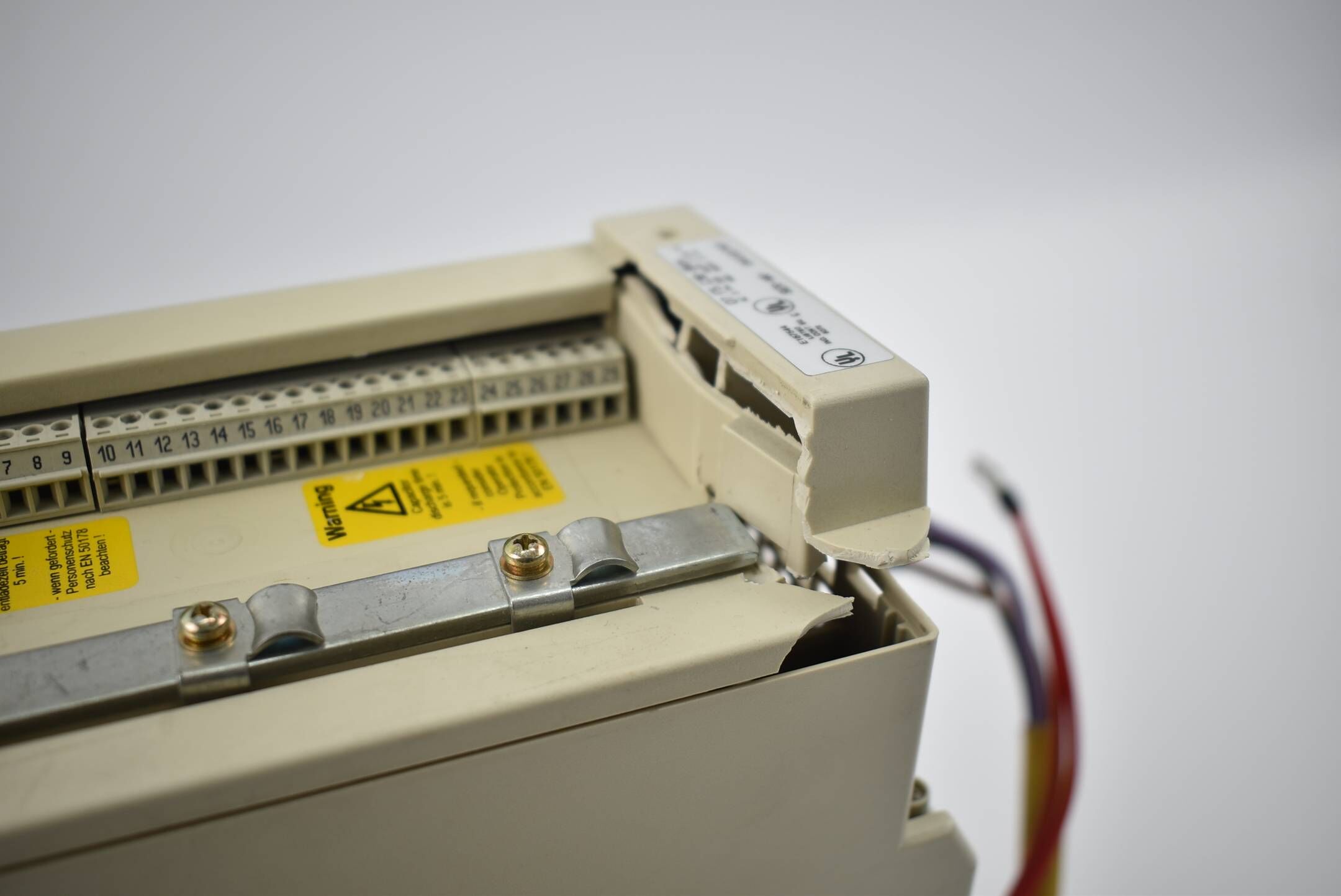 KEB Compivert F5 Frequenzumrichter 07.F5.CBB-3BOA ( 1,8KVA )