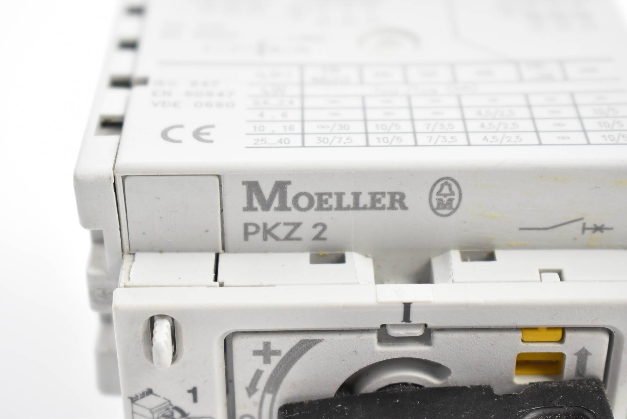 Klöckner Moeller Motorschutzschalter PKZ 2 + ZM-10-PKZ2