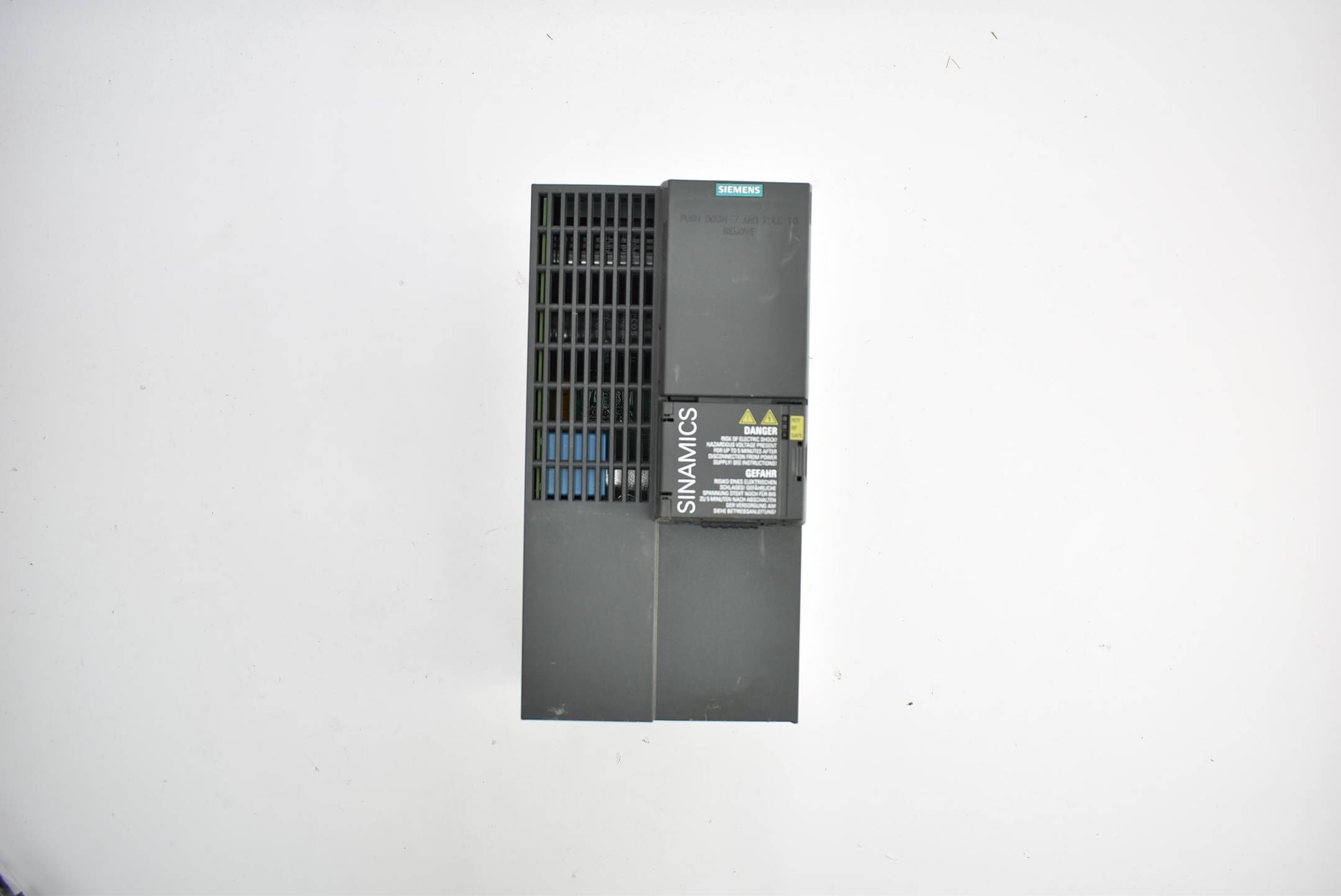 Siemens sinamics G120C USS/MB 6SL3 210-1KE23-2AB1 ( 6SL3210-1KE23-2AB1 ) B03