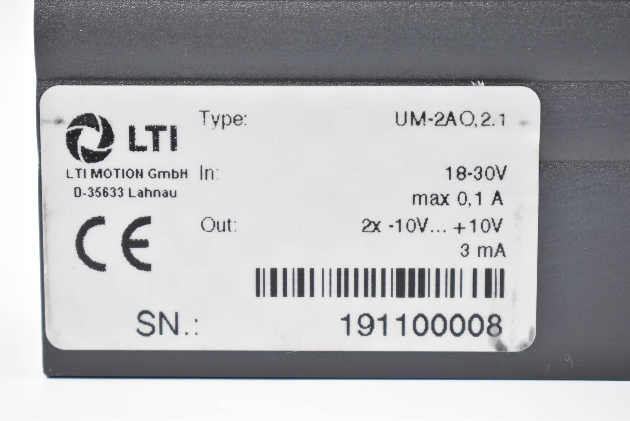 Lust Analoges Ausgangsmodul UM-2AO,2.1 ( 18-30V )
