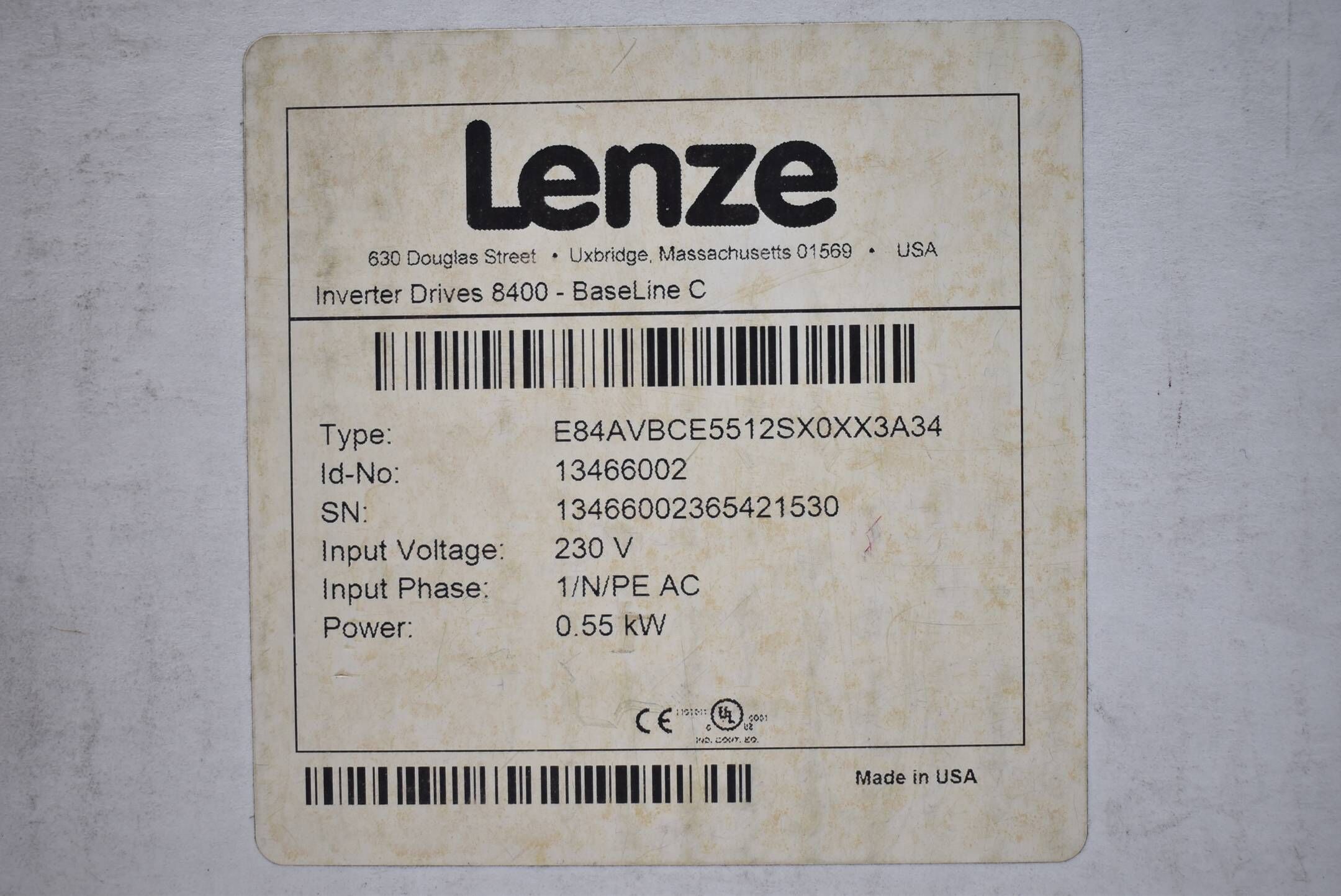 Lenze 8400 BaseLine C E82AVBCE5512SX0 ( 13466002 ) E84AVBCE5512SX0XX3A34
