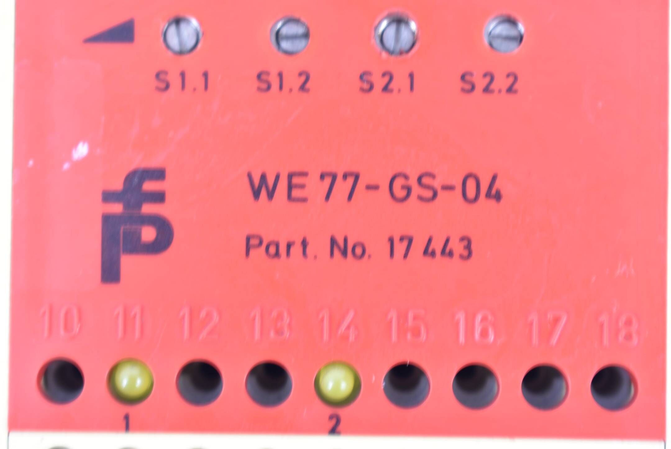 Pepperl+Fuchs Trip Verstärker 110-220VAC 45-65Hz 3,5VA WE77-GS-04 ( 17443 )