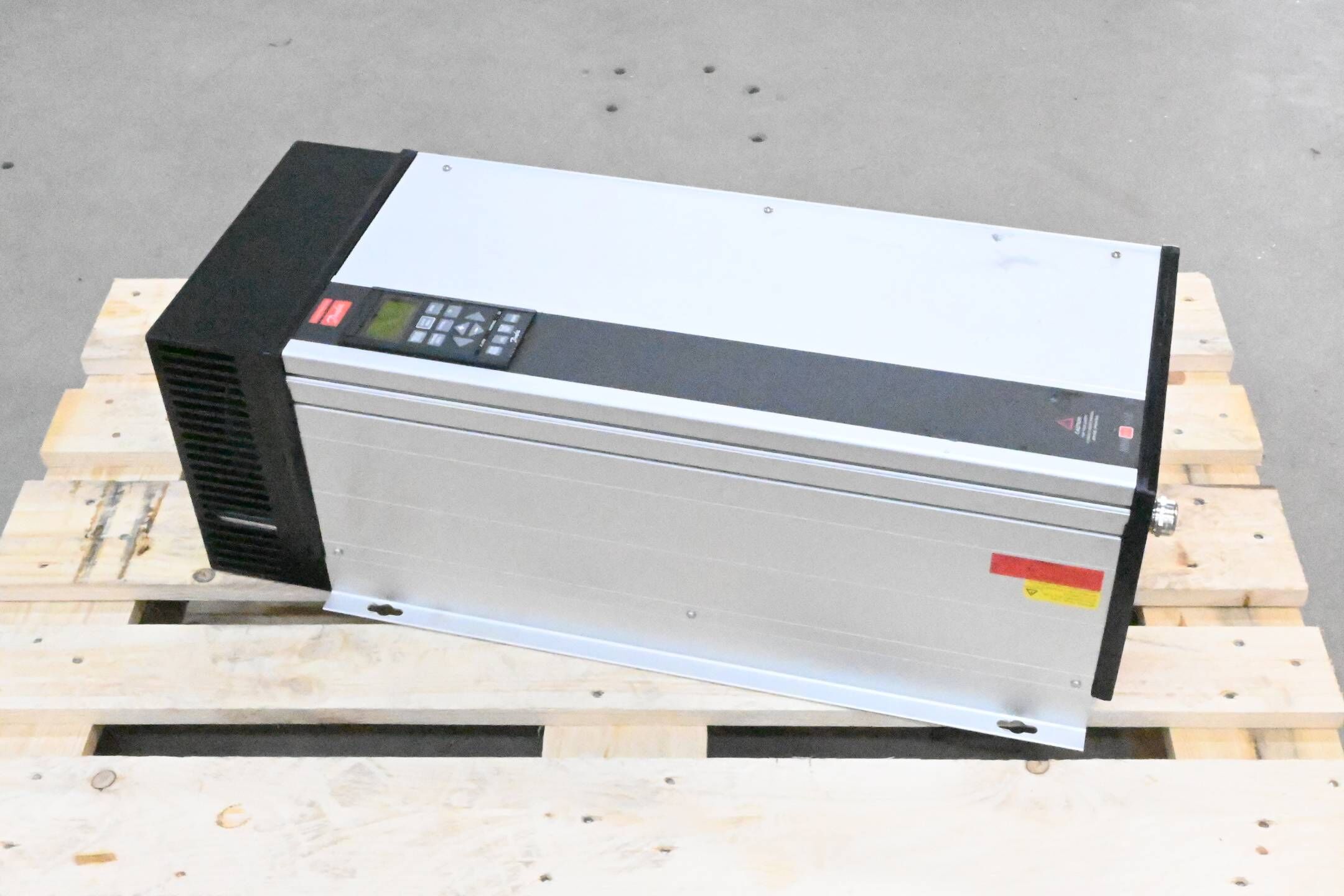 Danfoss Variable Drive Frequenzumrichter VLT5016PT5C54EBR3DLF00A00 ( 175Z4107 )