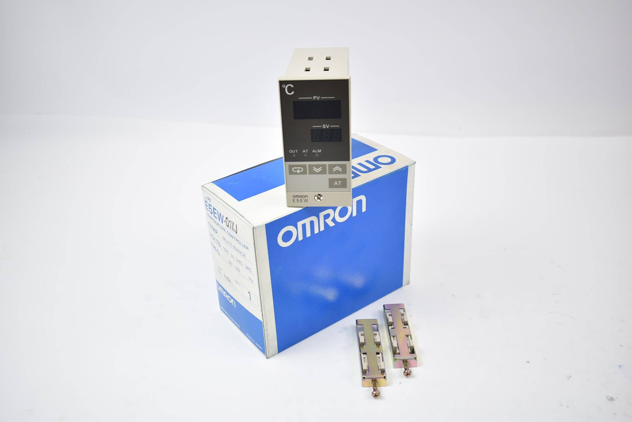 Omron Temperature Controller E5EW-Q1KJ Multi-Range 100-240 VAC