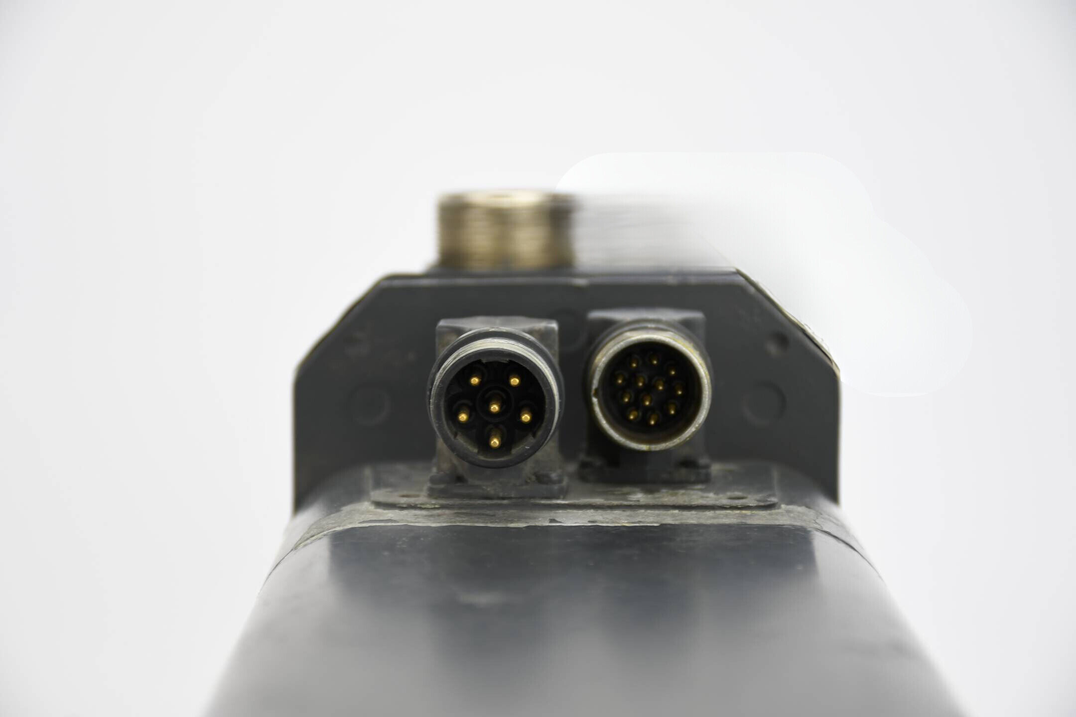 Siemens AC feed motor DC link 600 V 1FT50661AF714FA0 ( 1FT5066-1AF71-4FA0 )