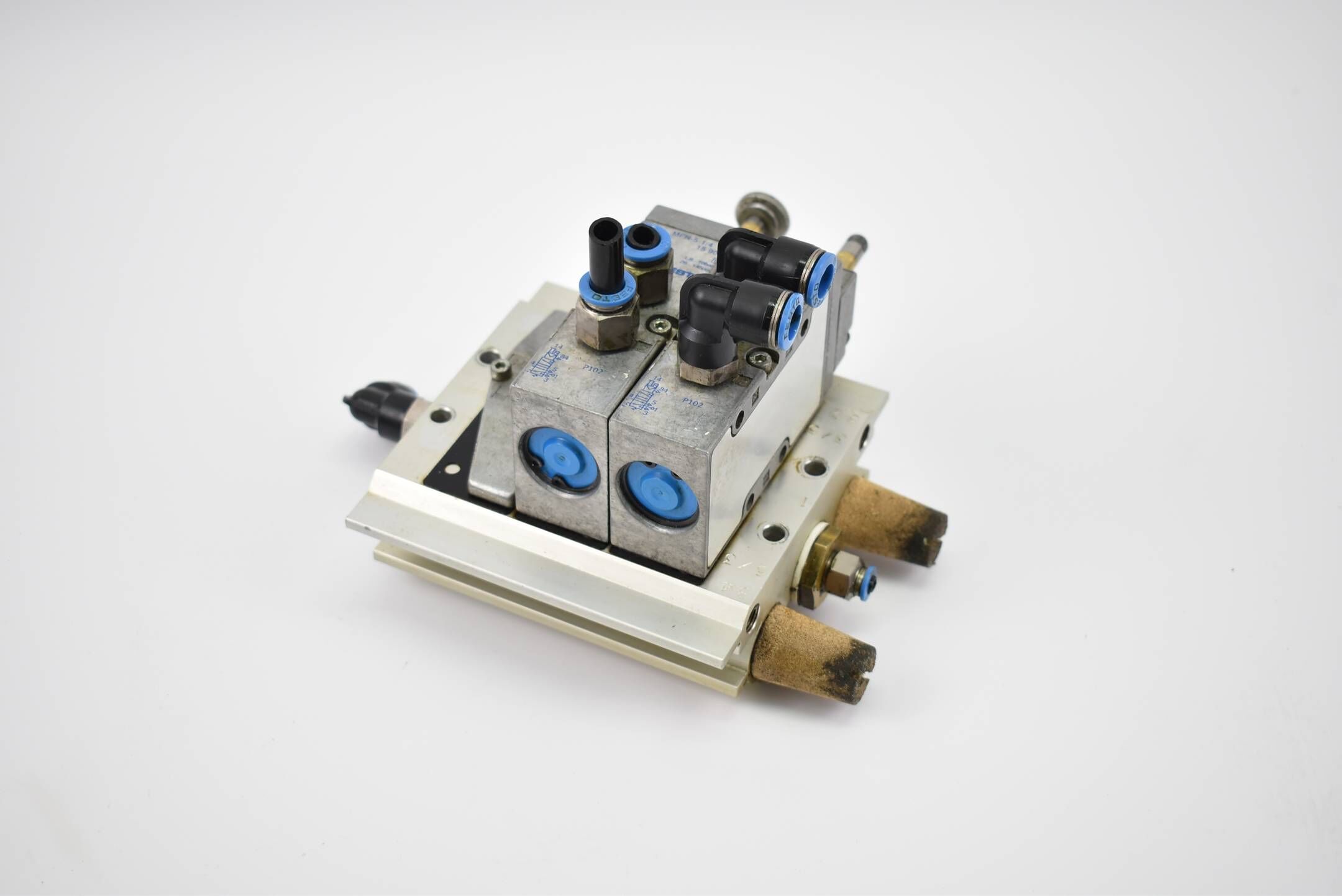 Festo Ventilinsel 2 x 15901 + 1 x 15862 + 1 x 30666