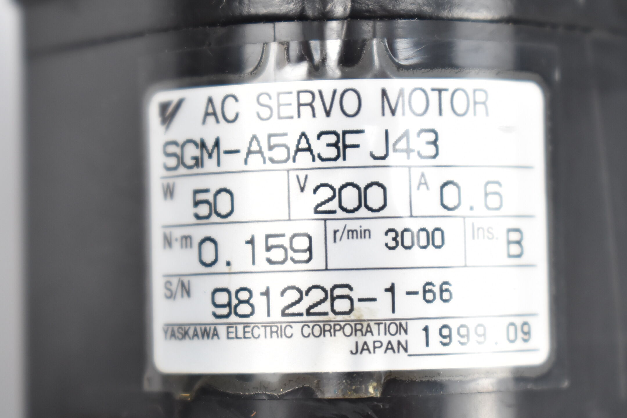 Yaskawa AC Servomotor SGM-A5A3F-J43 ( 3000 U/min. )