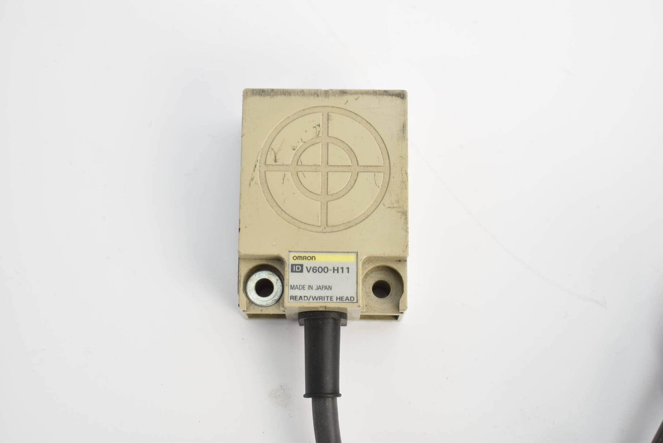 Omron V600-H11 Read/Write Head RFID-Lesegerät 530 kHz 12-polig E4E6CYSIDV6000190
